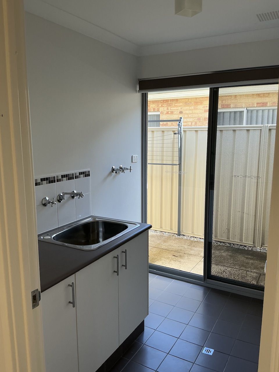 FANTASTIC INVESTMENT OPPRTUNITY IN PERFECT LOCATION — photo 13 of 17