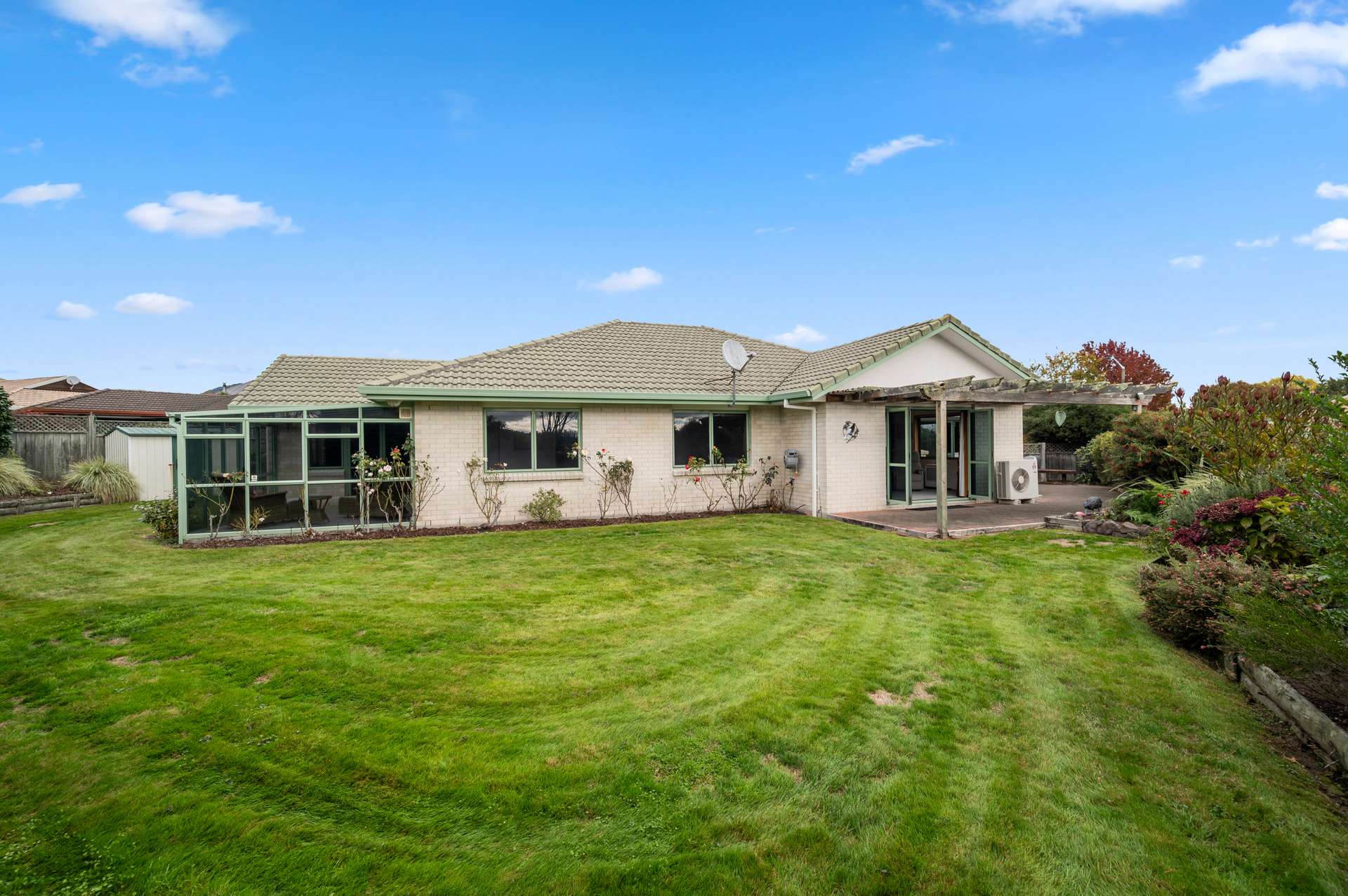 16 Kahurangi Drive photo 17