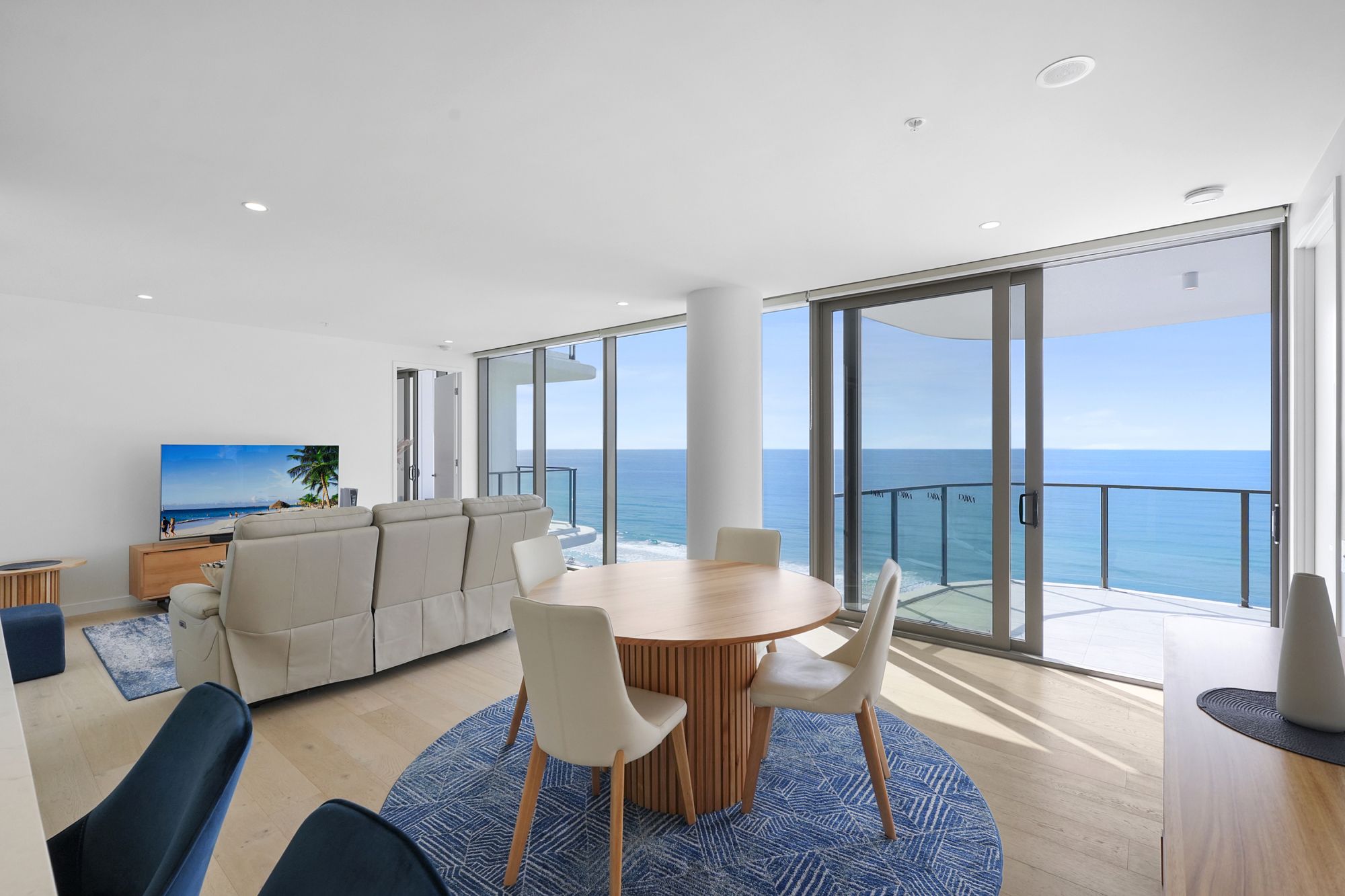 1902/15 Peerless Avenue — photo from Ray White Broadbeach