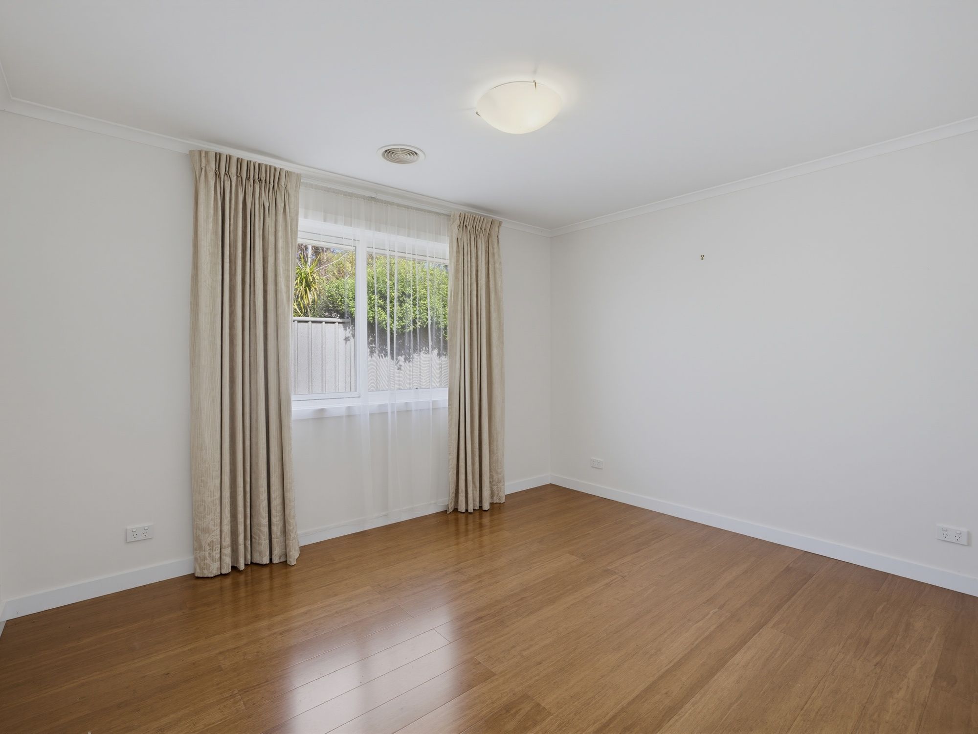 4 Heron Drive — photo 10 of 13