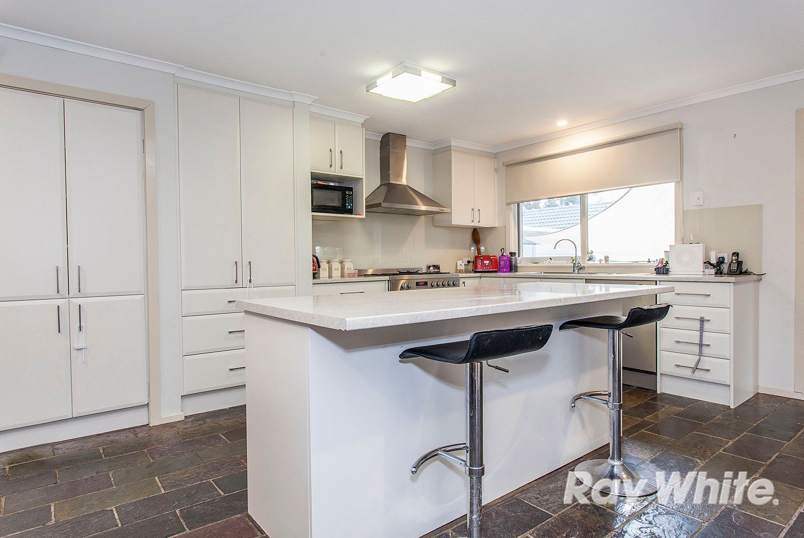 115 Taylors Lane, Rowville, VIC 3178