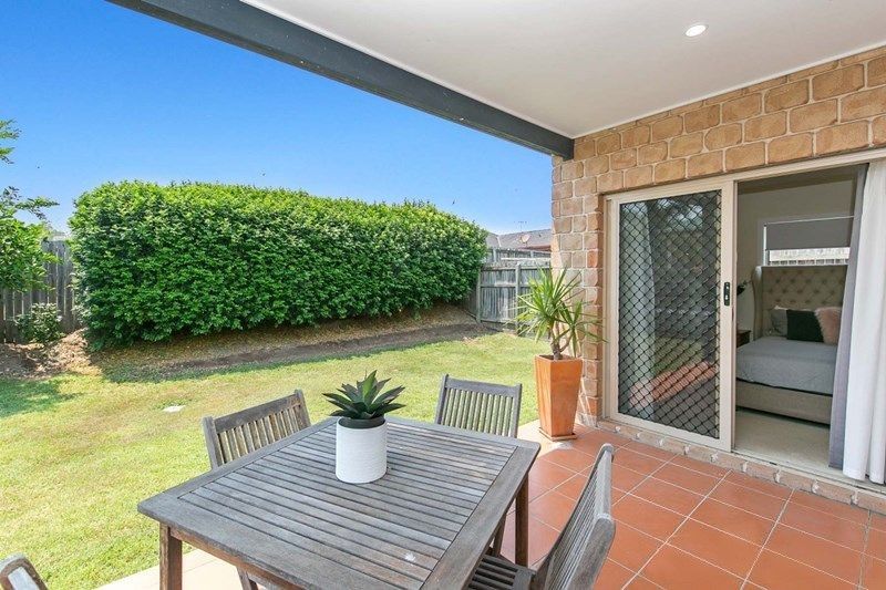 6 Heathcote Avenue, North Lakes, QLD 4509