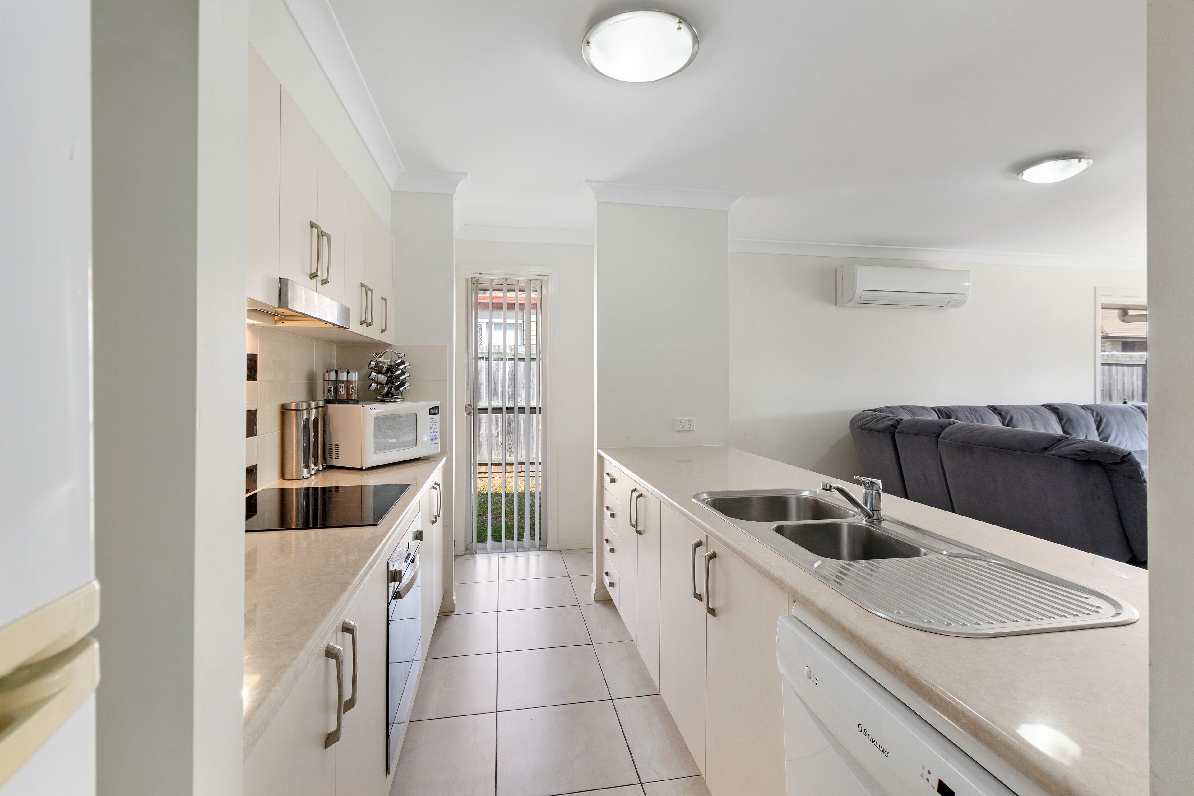 29 Griffen Place, Crestmead, QLD 4132