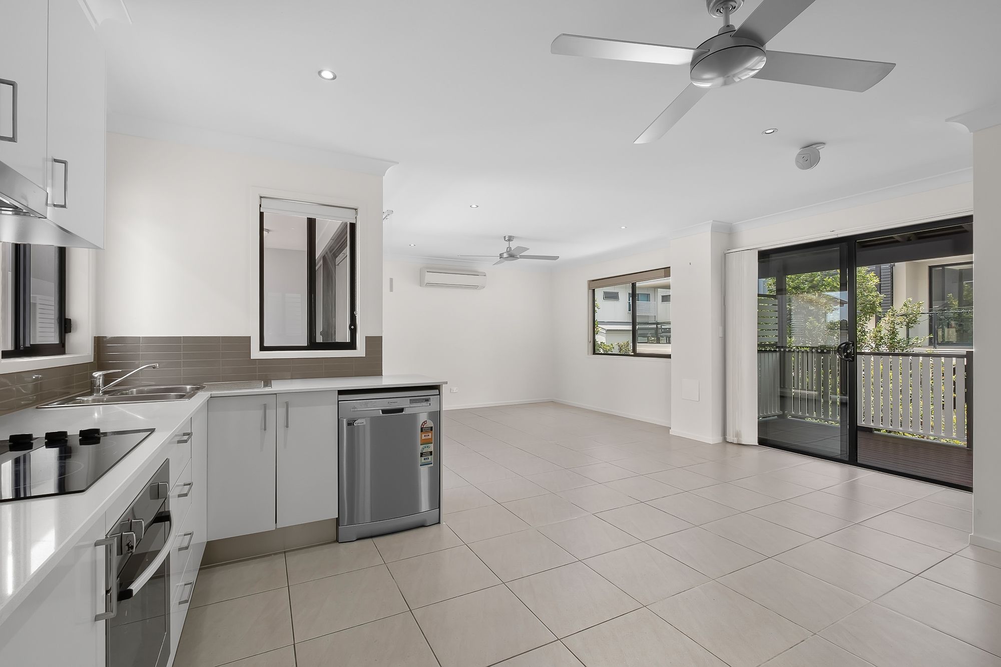 3/24 Wattle Avenue, Carina, QLD 4152
