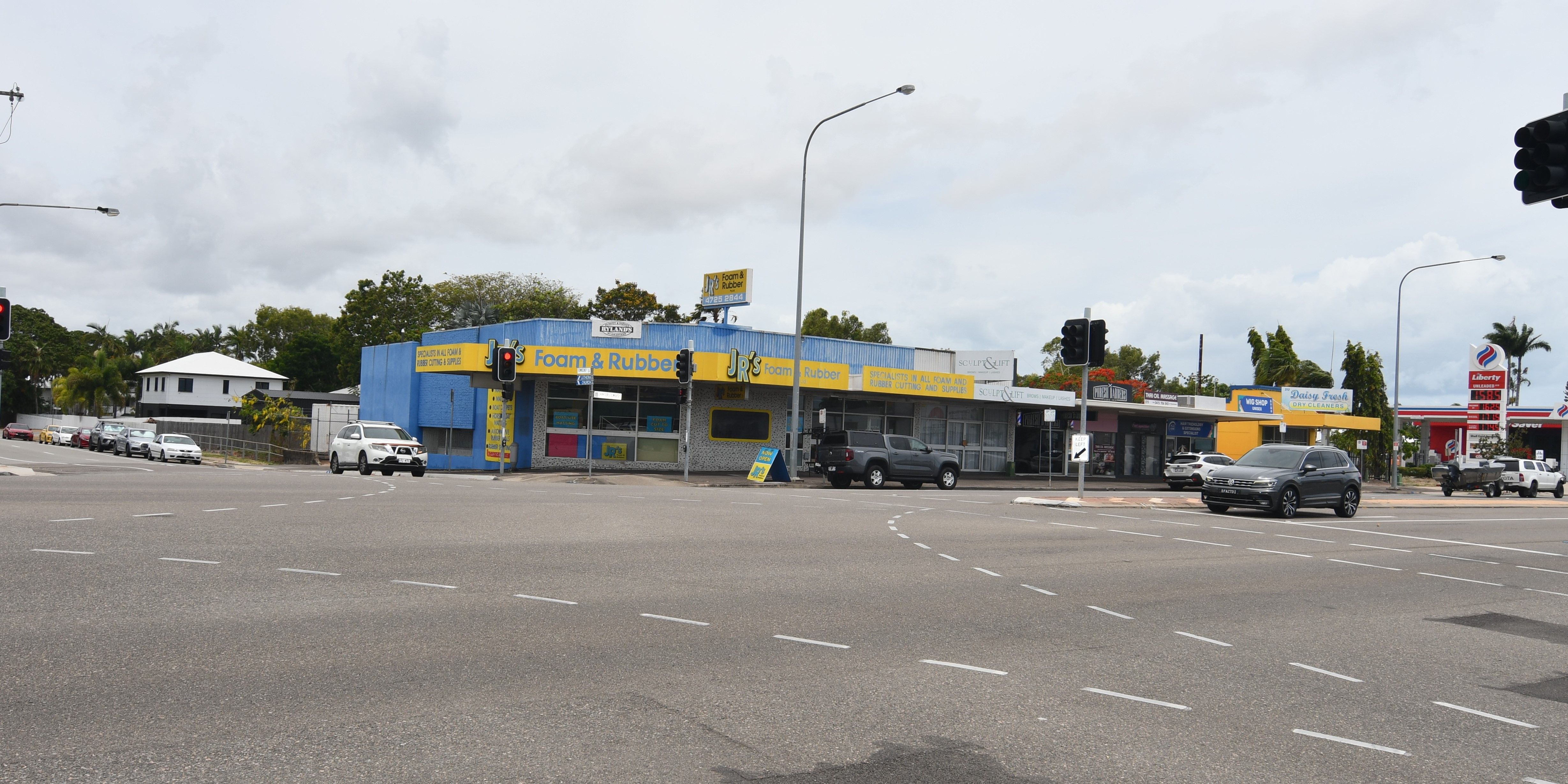 Shop A/217 Charters Towers Road, Mysterton, QLD 4812 - Retail for Lease ...