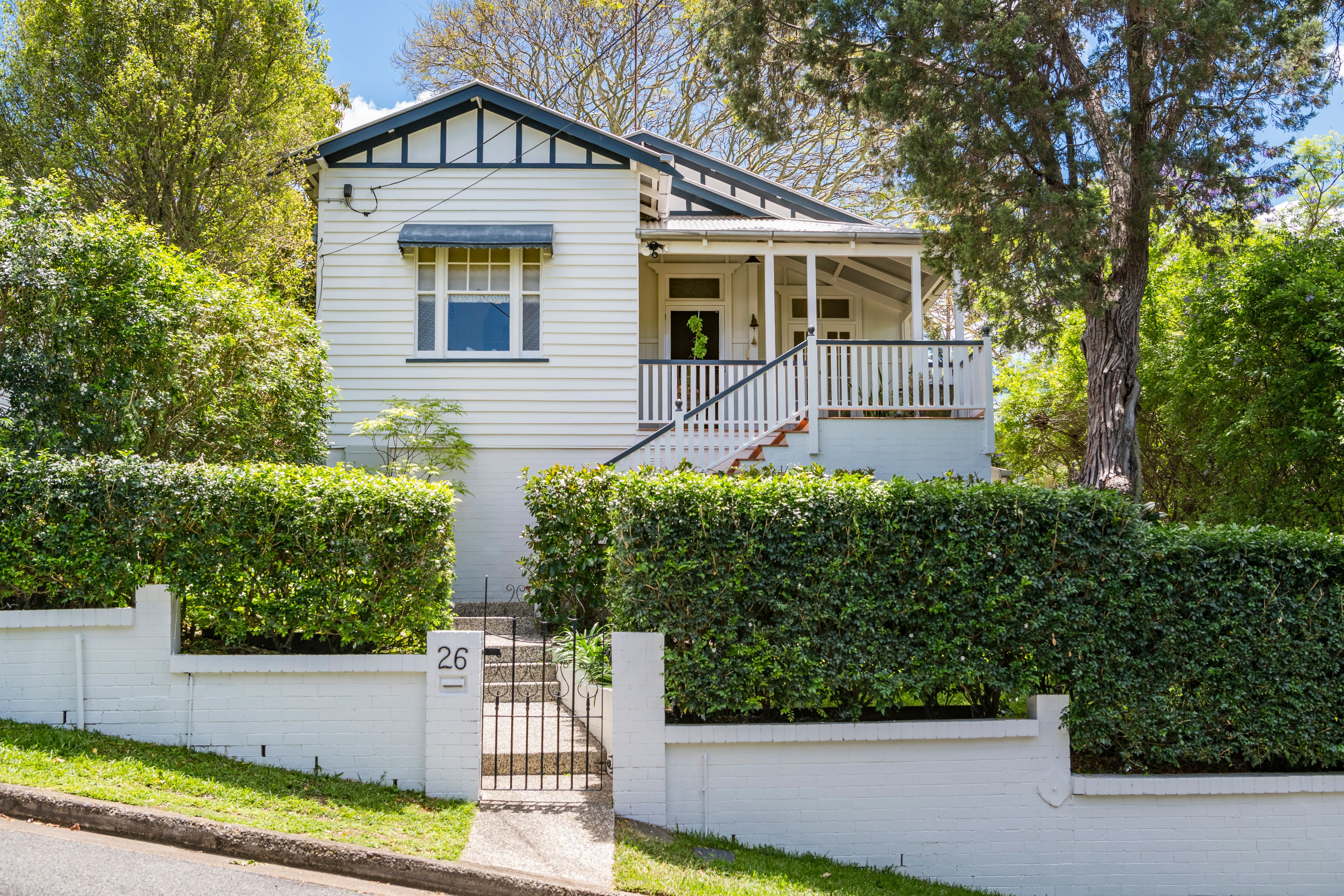 26 Nott Street , Red Hill QLD 4059