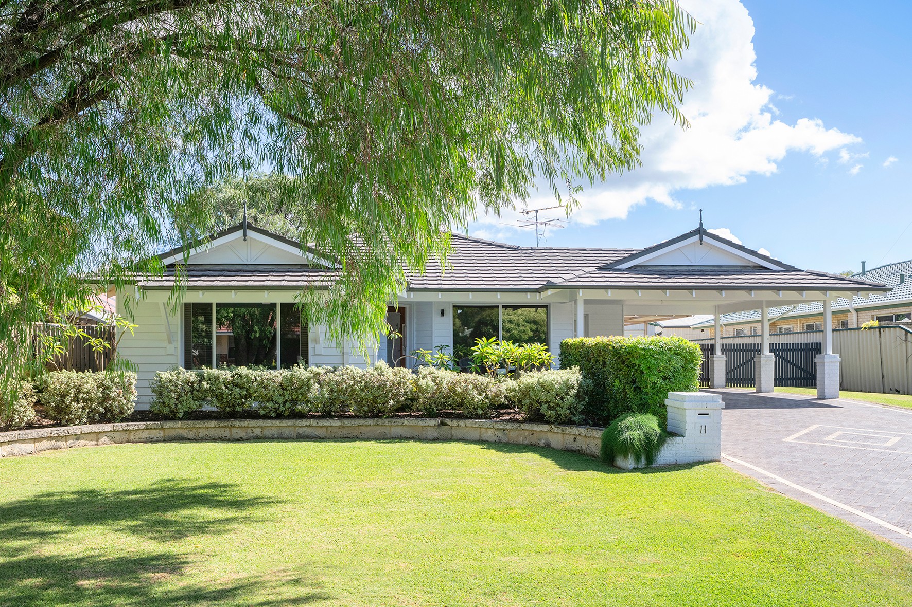 11 Cloisters Cove, West Busselton, WA 6280
