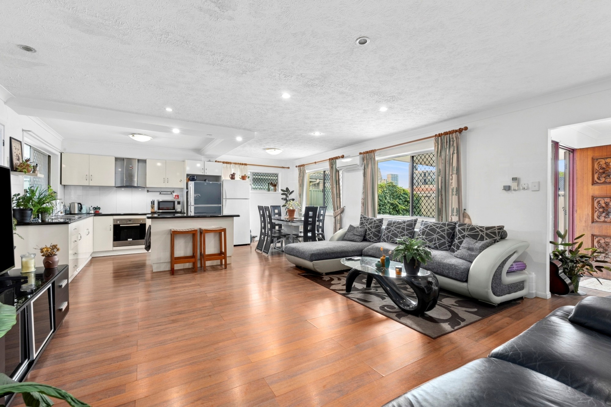 89 Vatakoula Parade, Mermaid Waters, QLD 4218