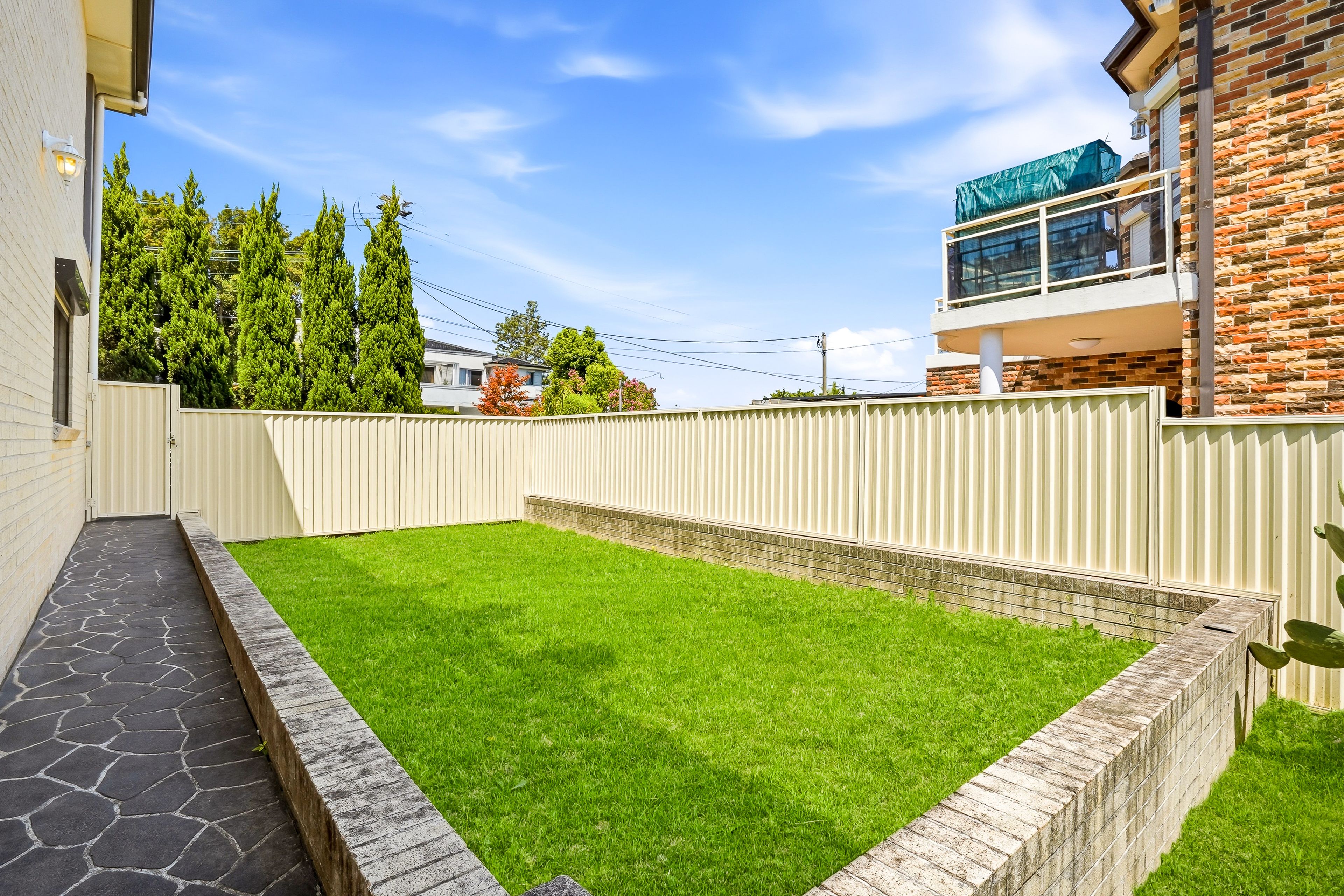9 Lavinia Street — photo 16 of 22