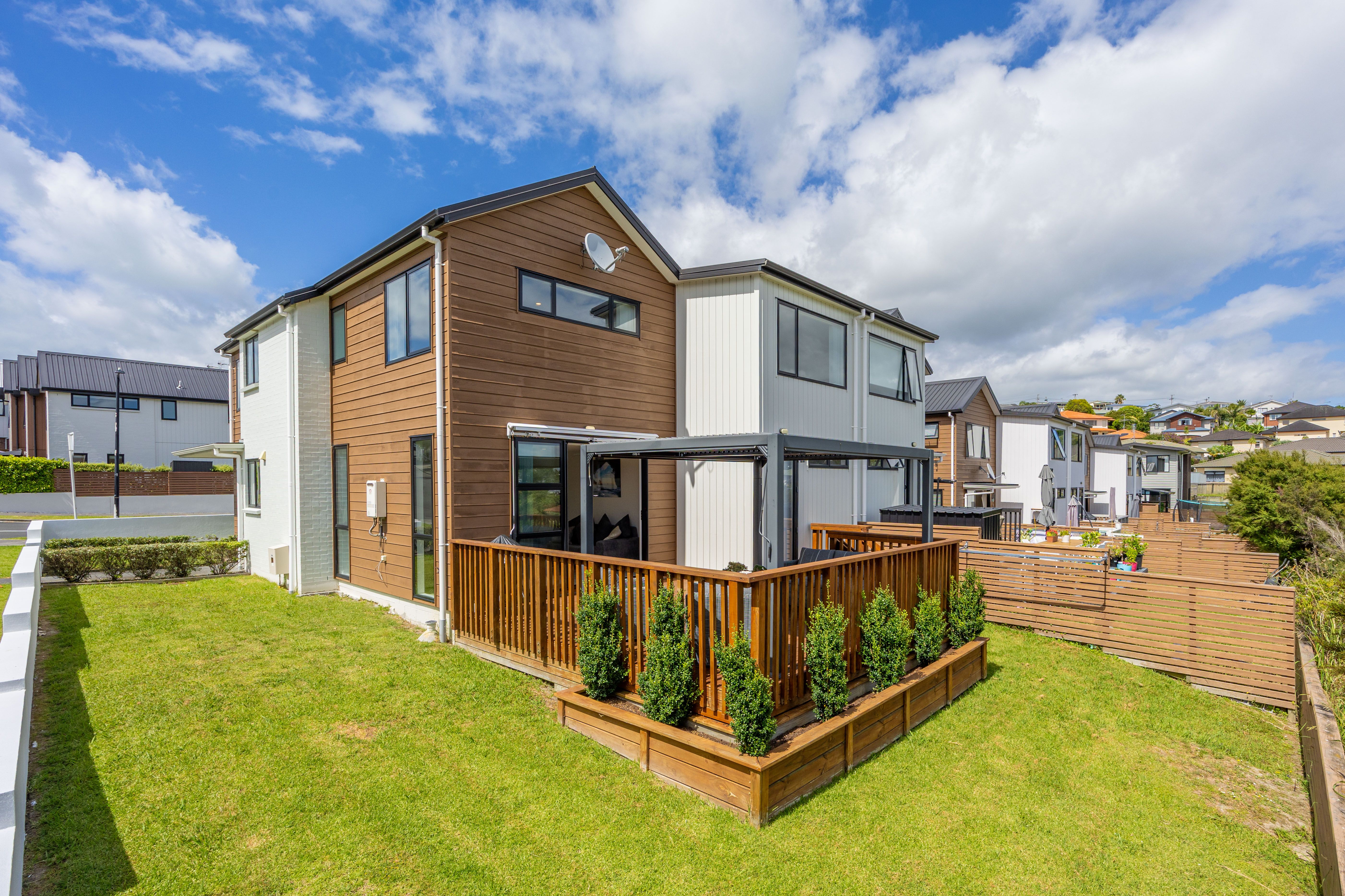 2 Seafarer Crescent, Stanmore Bay, Rodney