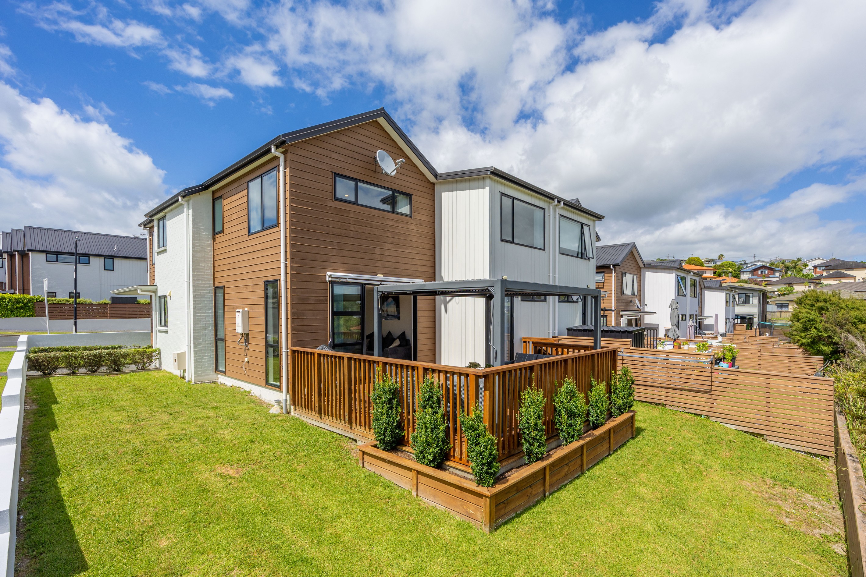 2 Seafarer Crescent, Stanmore Bay, Rodney