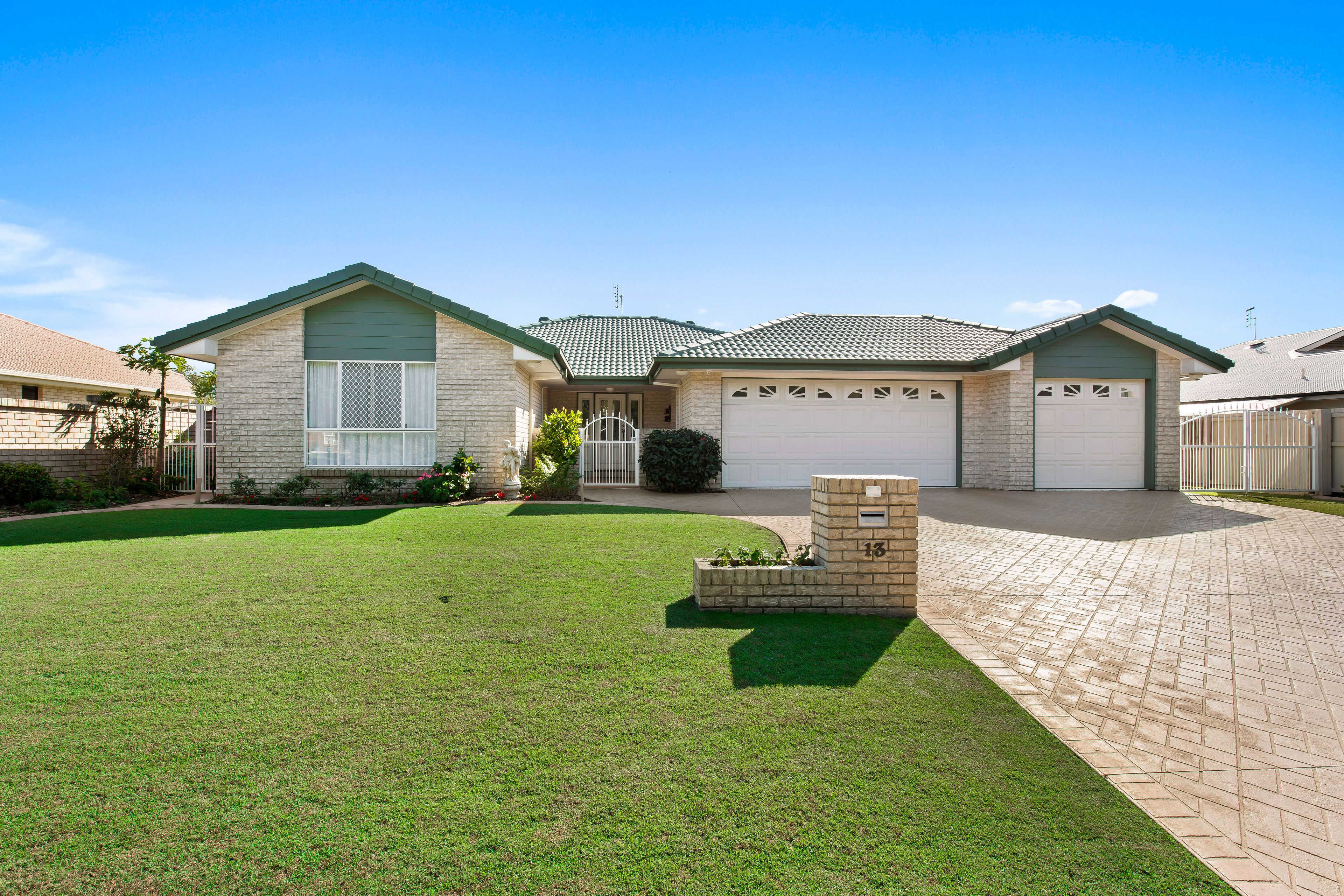 13 Bongaree Drive, Pelican Waters QLD 4551