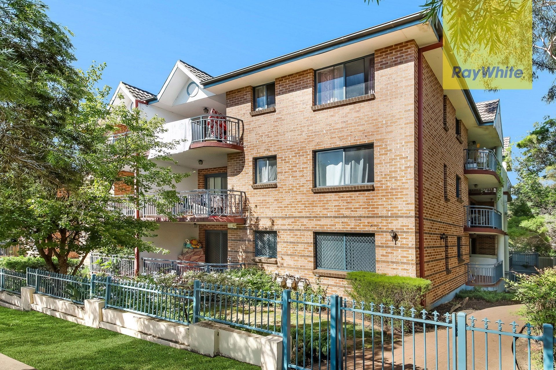 12 Hassall Street, Westmead NSW 2145