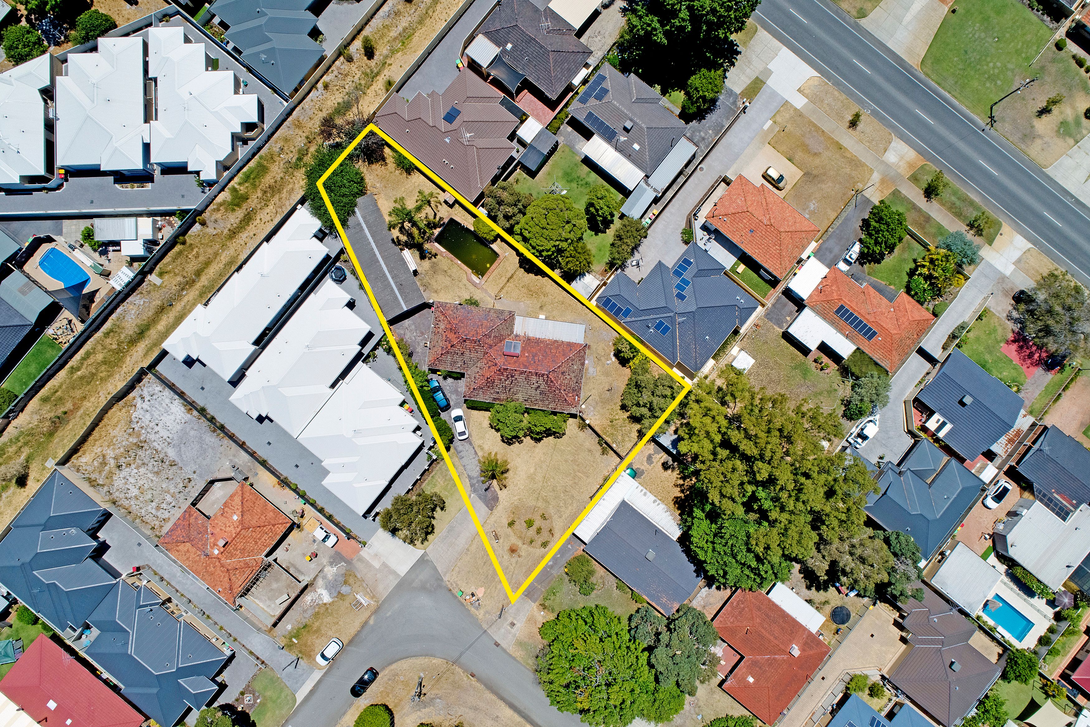9 Tillingdon Way, Morley, WA 6062