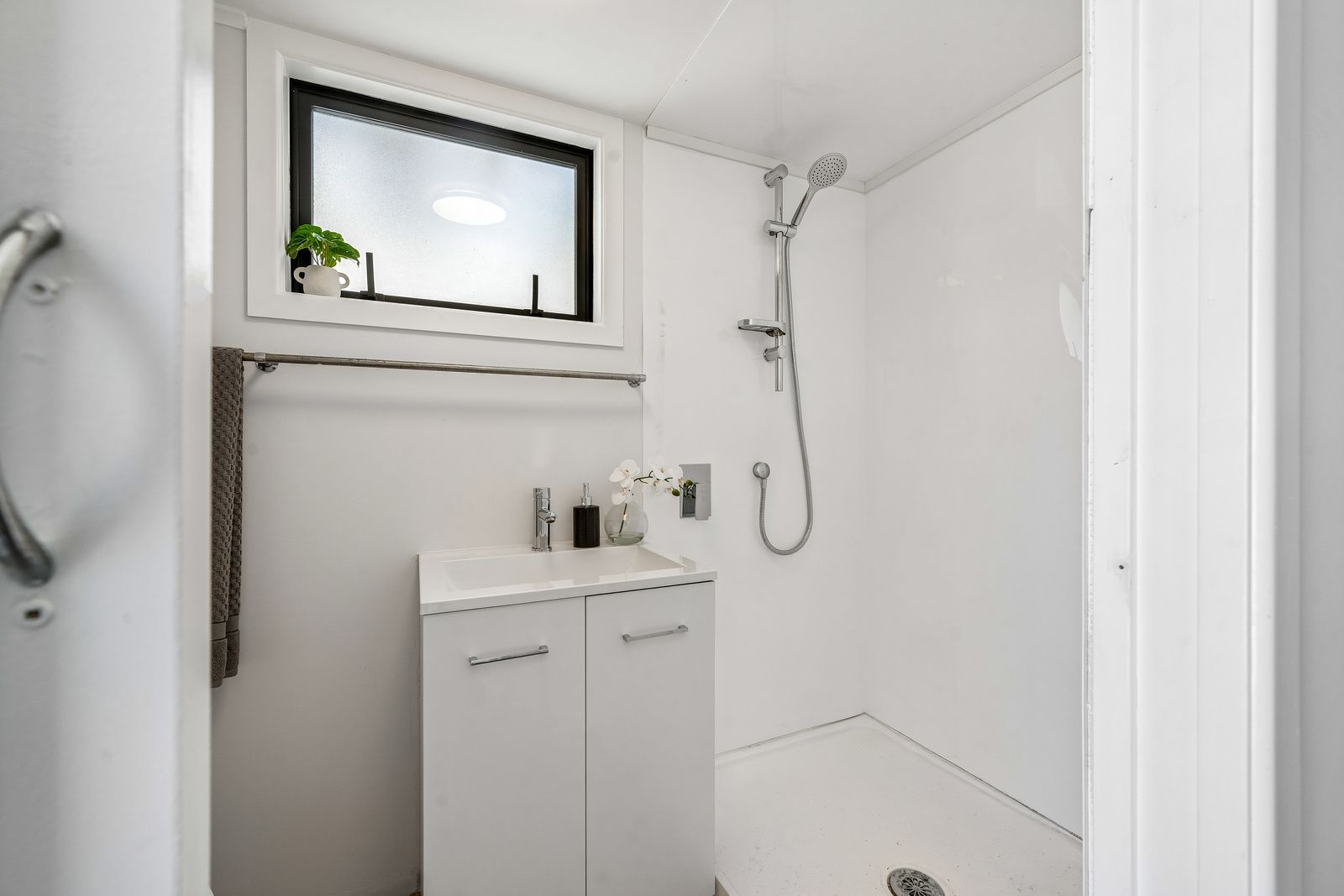 Photo 12 of 52 Longfellow Street, Trentham, Upper Hutt