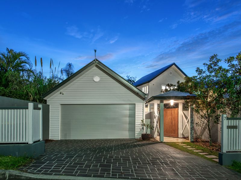 7 Standring Street, Toowong, QLD 4066