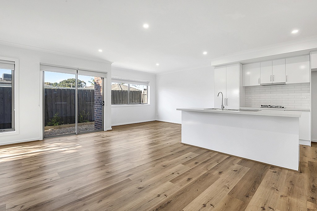 12 Julie Street, Bundoora, VIC 3083