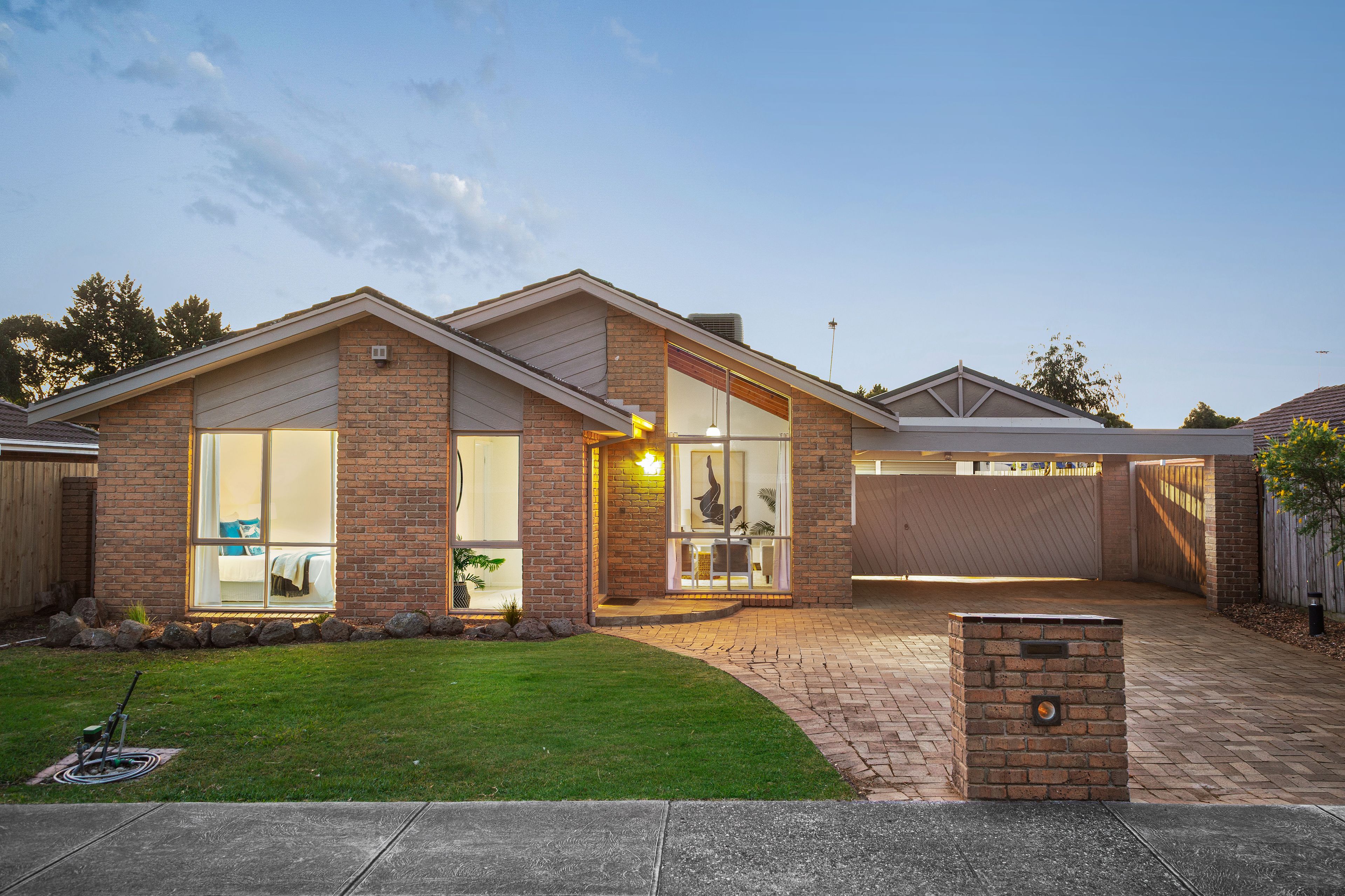 1 Nandina Court — photo from Ray White Diamond Creek