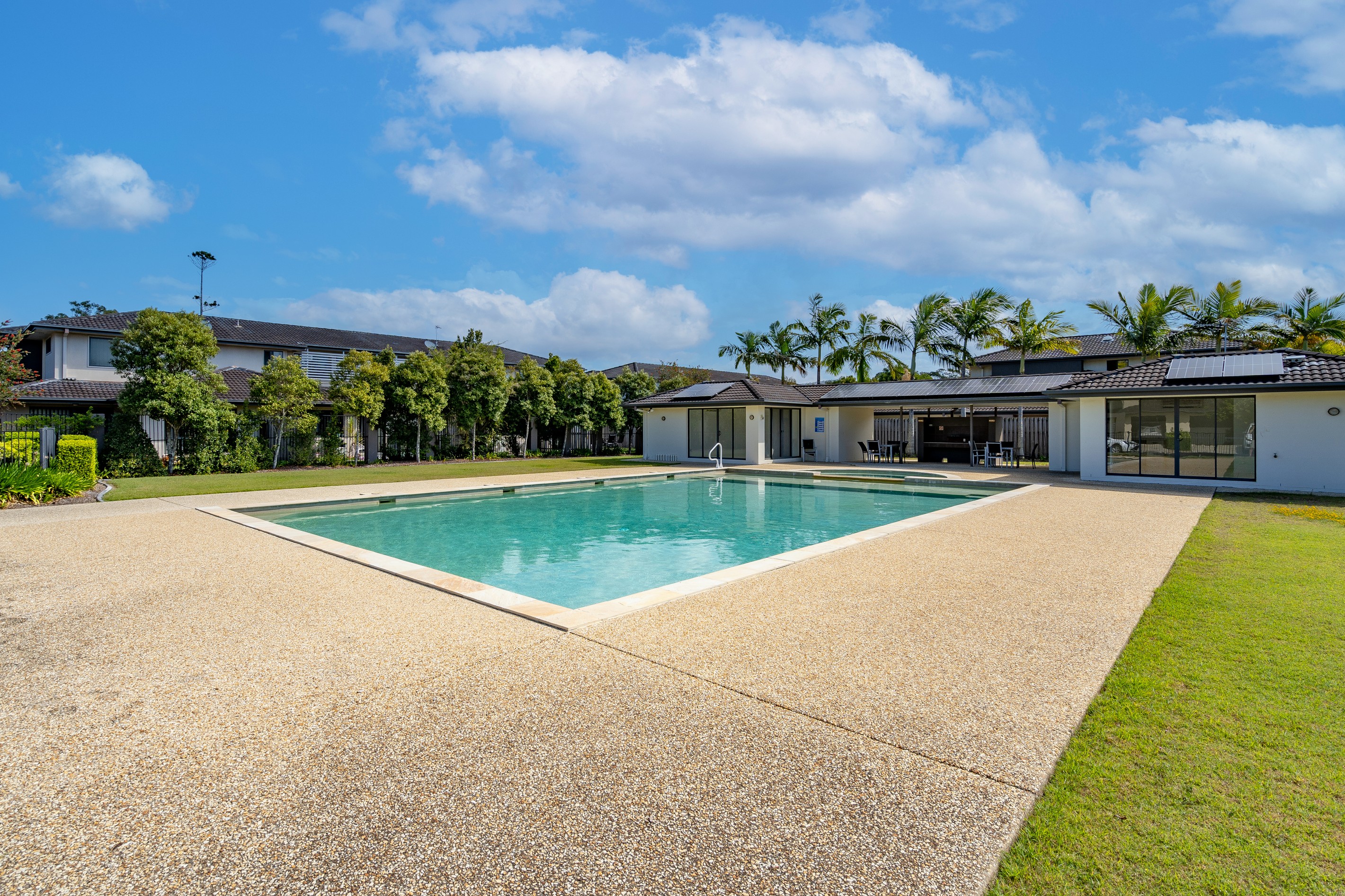 24/2 Catalina Way, Upper Coomera, QLD 4209