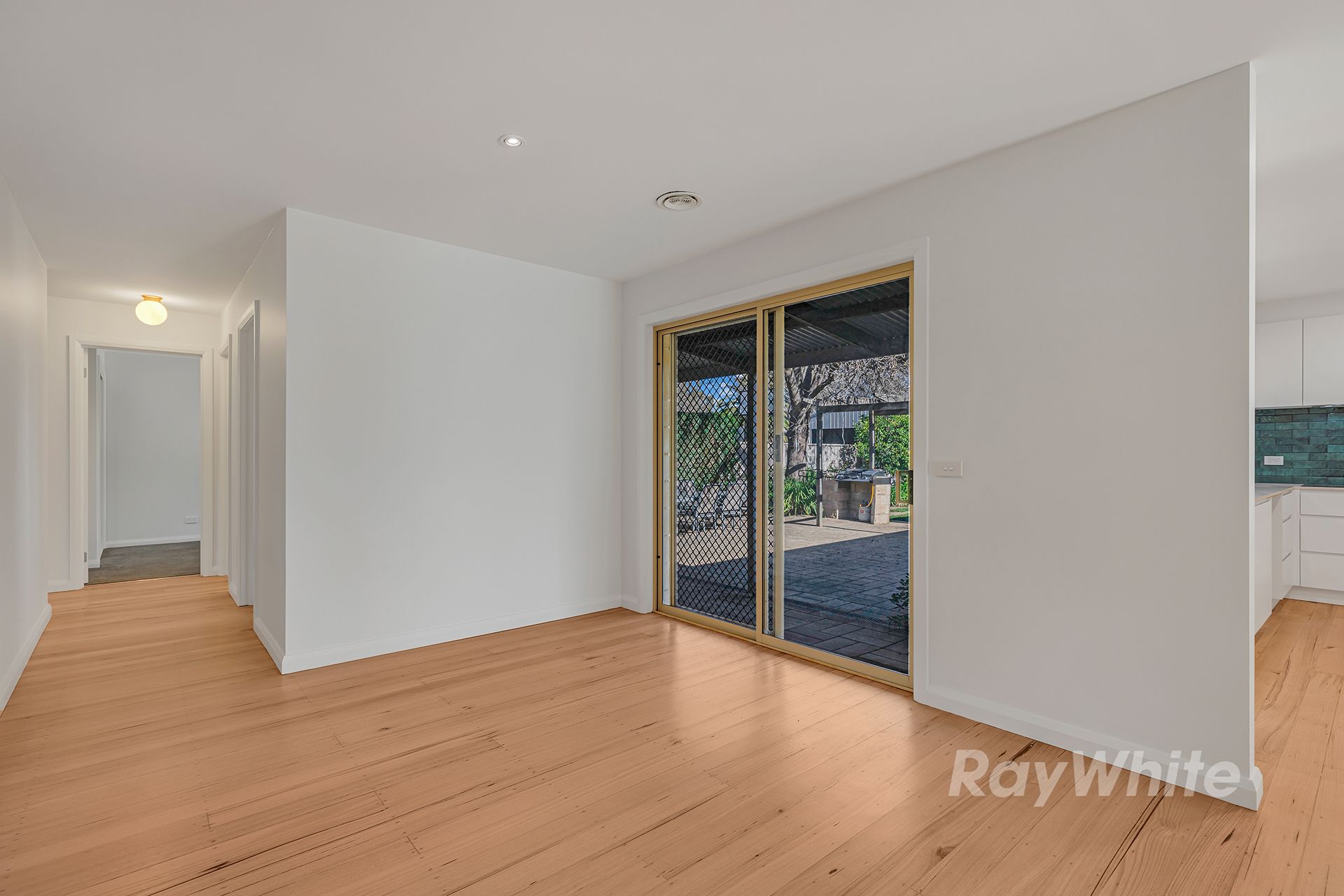 50 Francis Street — photo 6 of 27