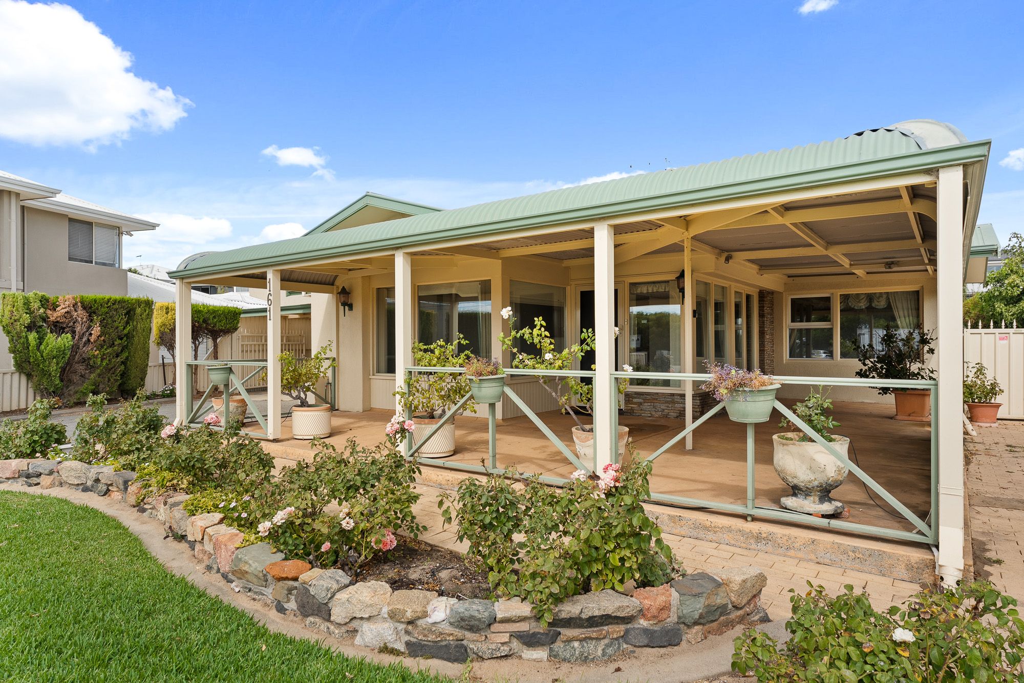 161 Rockingham Beach Road, Rockingham, WA 6168