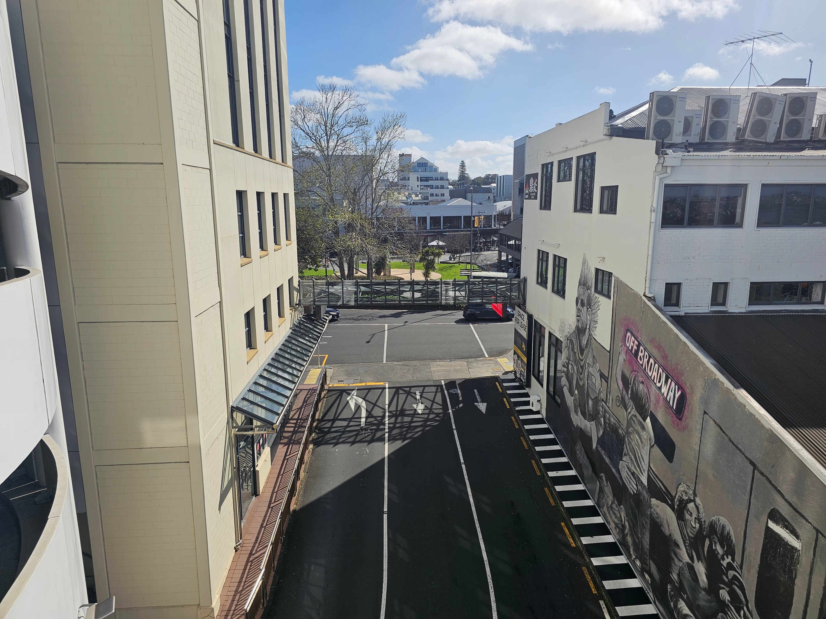 4C30/118 Broadway, Newmarket, Auckland City