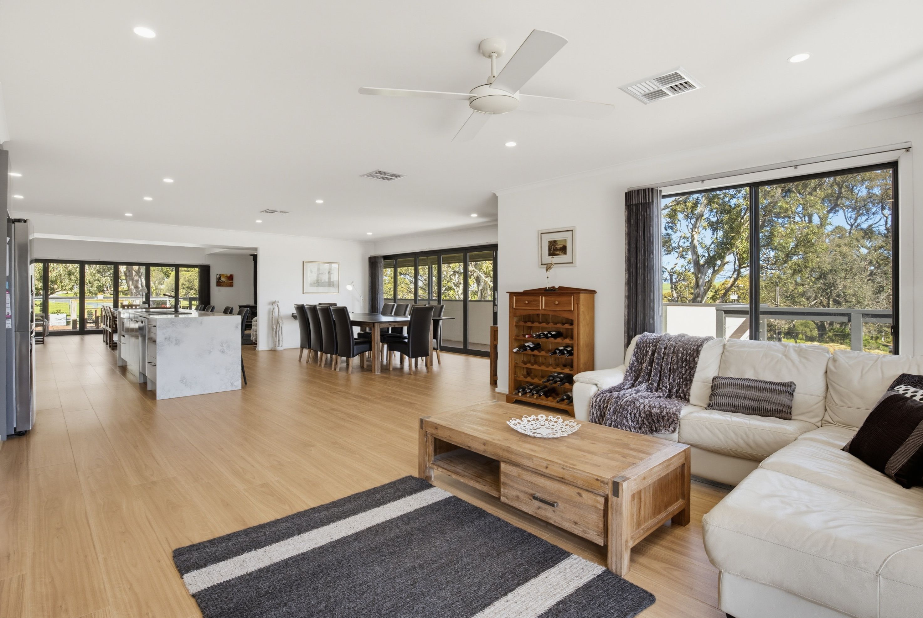 5 Mitchell Heights — photo 3 of 30