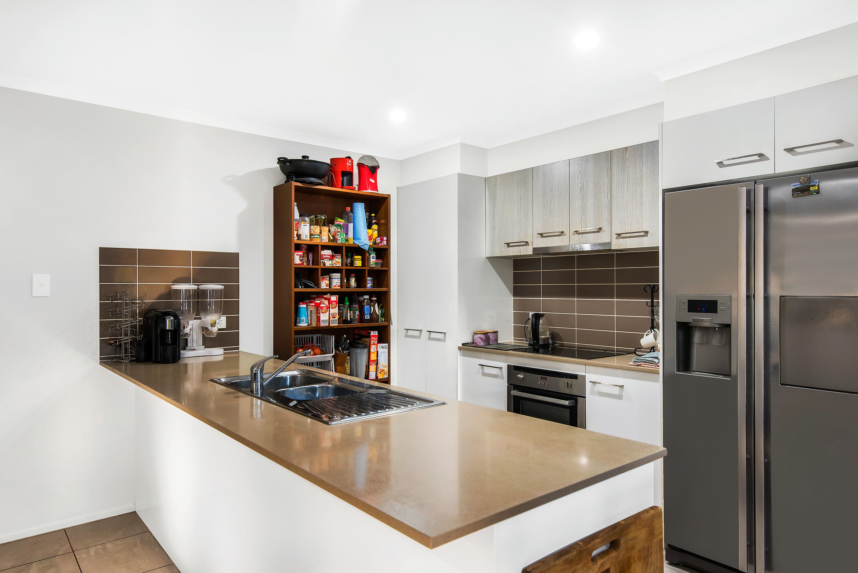 5 Lakeside Crescent, Ningi, QLD 4511