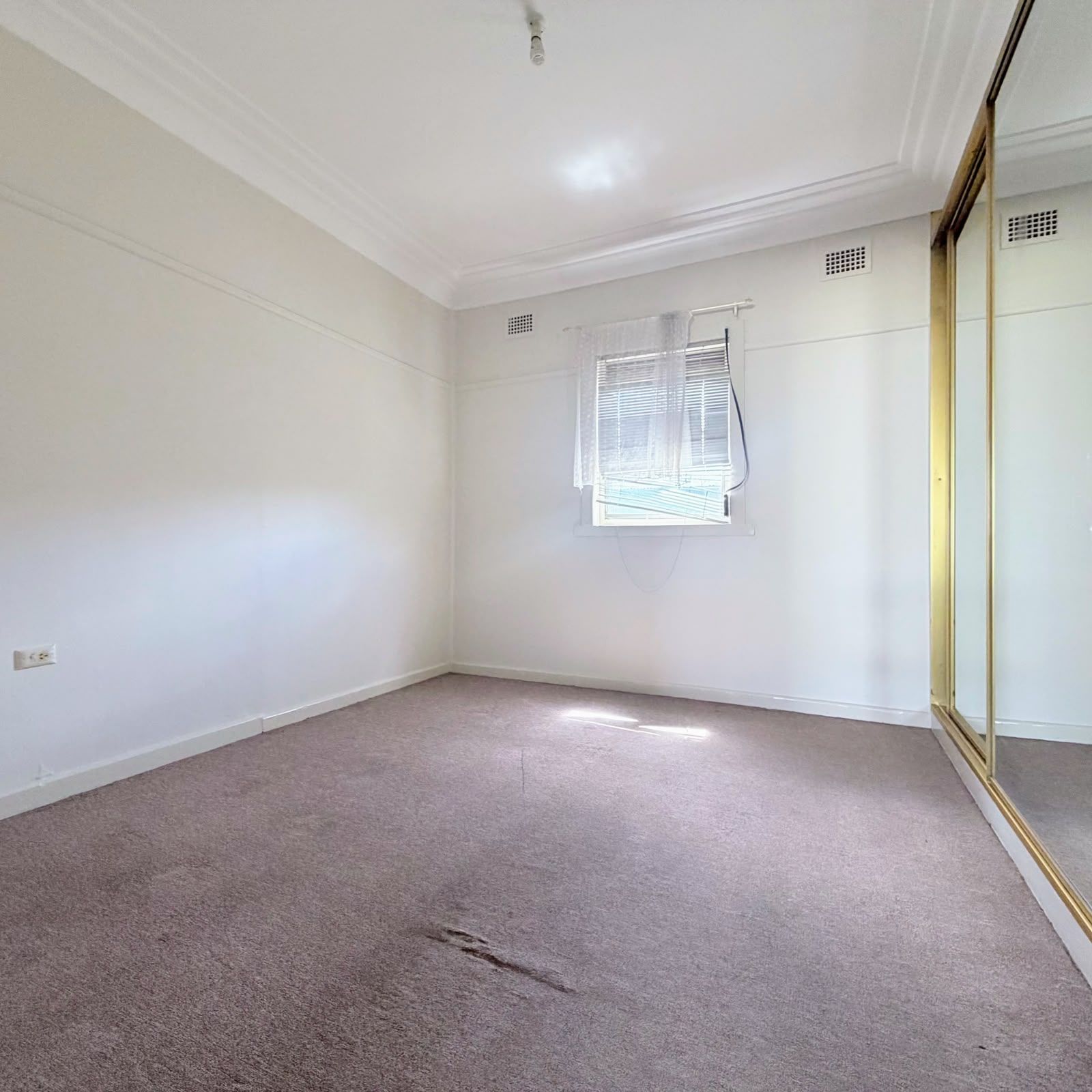 1/332 Park Road — photo 4 of 6