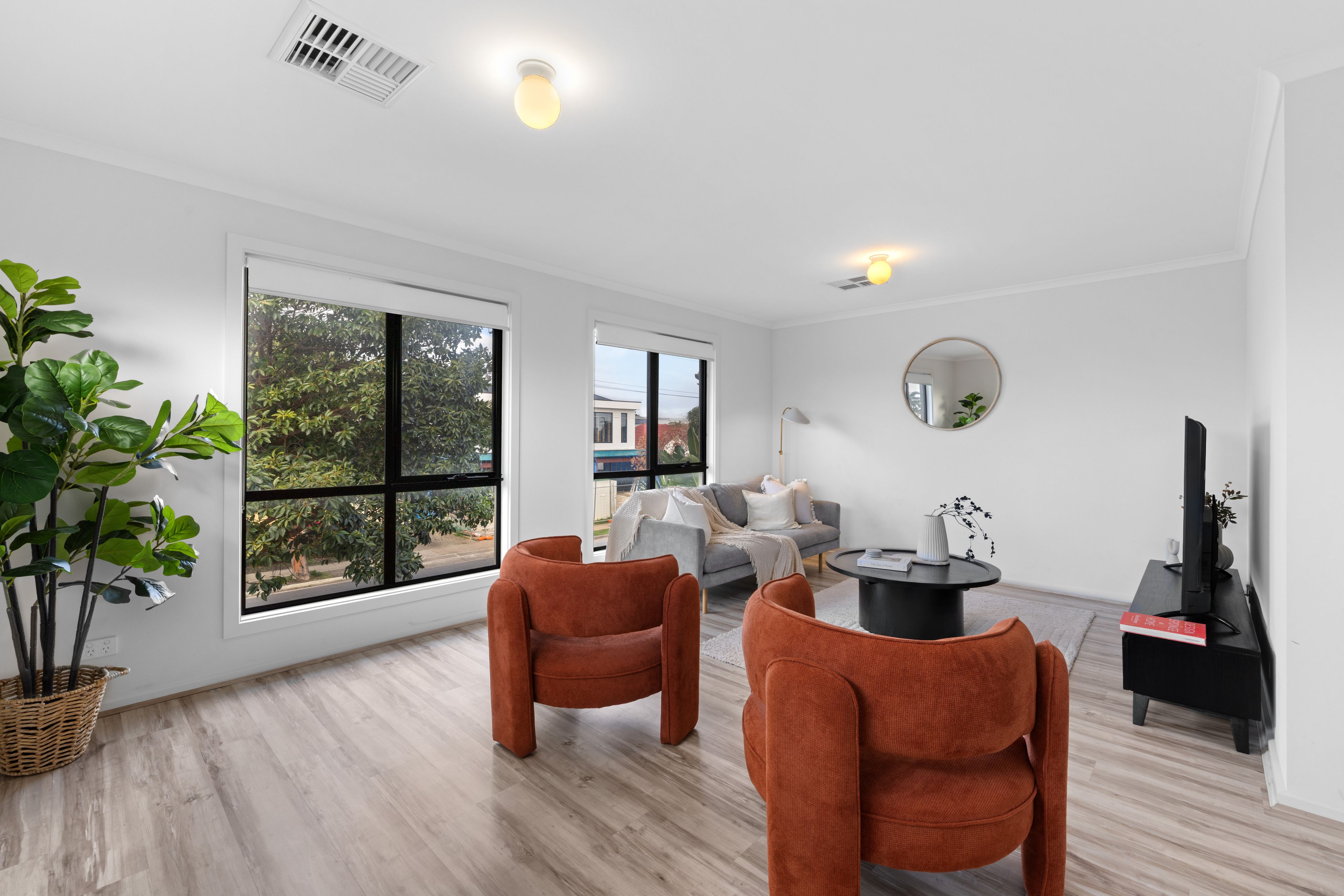 17 Whelan Avenue — photo 10 of 24