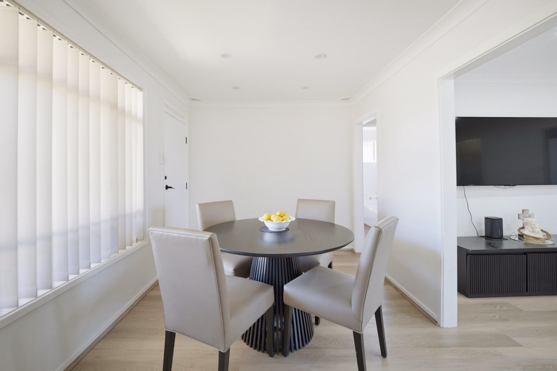 8 Reginald Place — photo 3 of 9