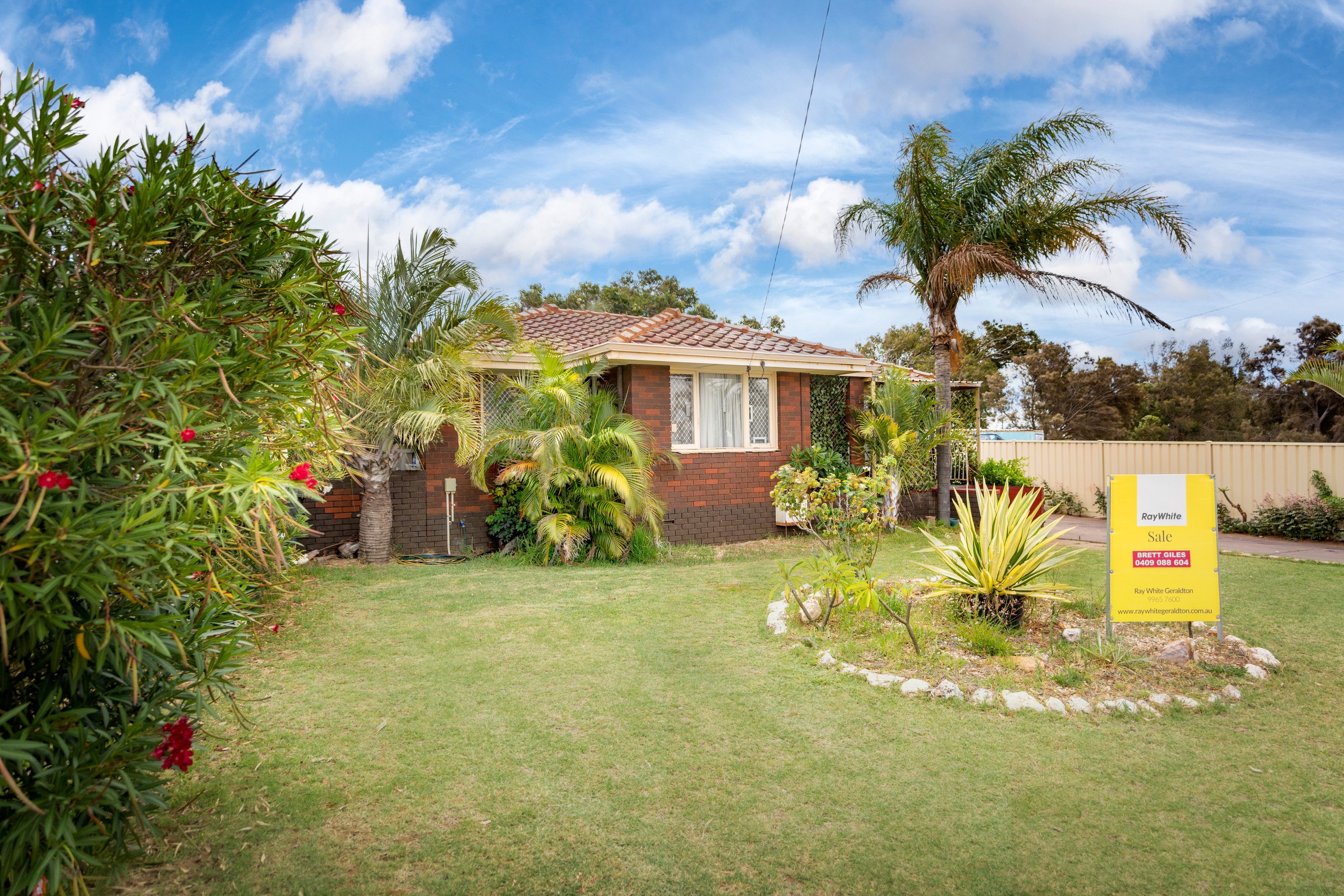 5 Petchell Street, Rangeway, WA 6530