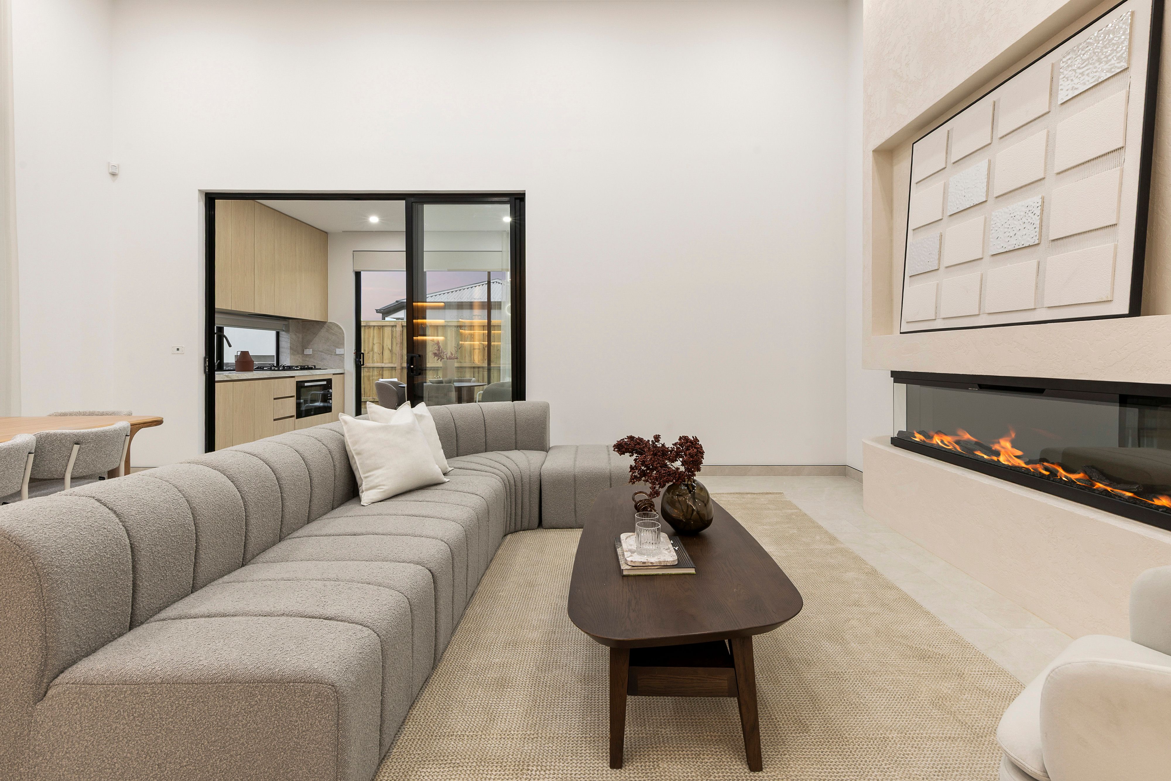 26 Pyrus Crescent — photo 9 of 28