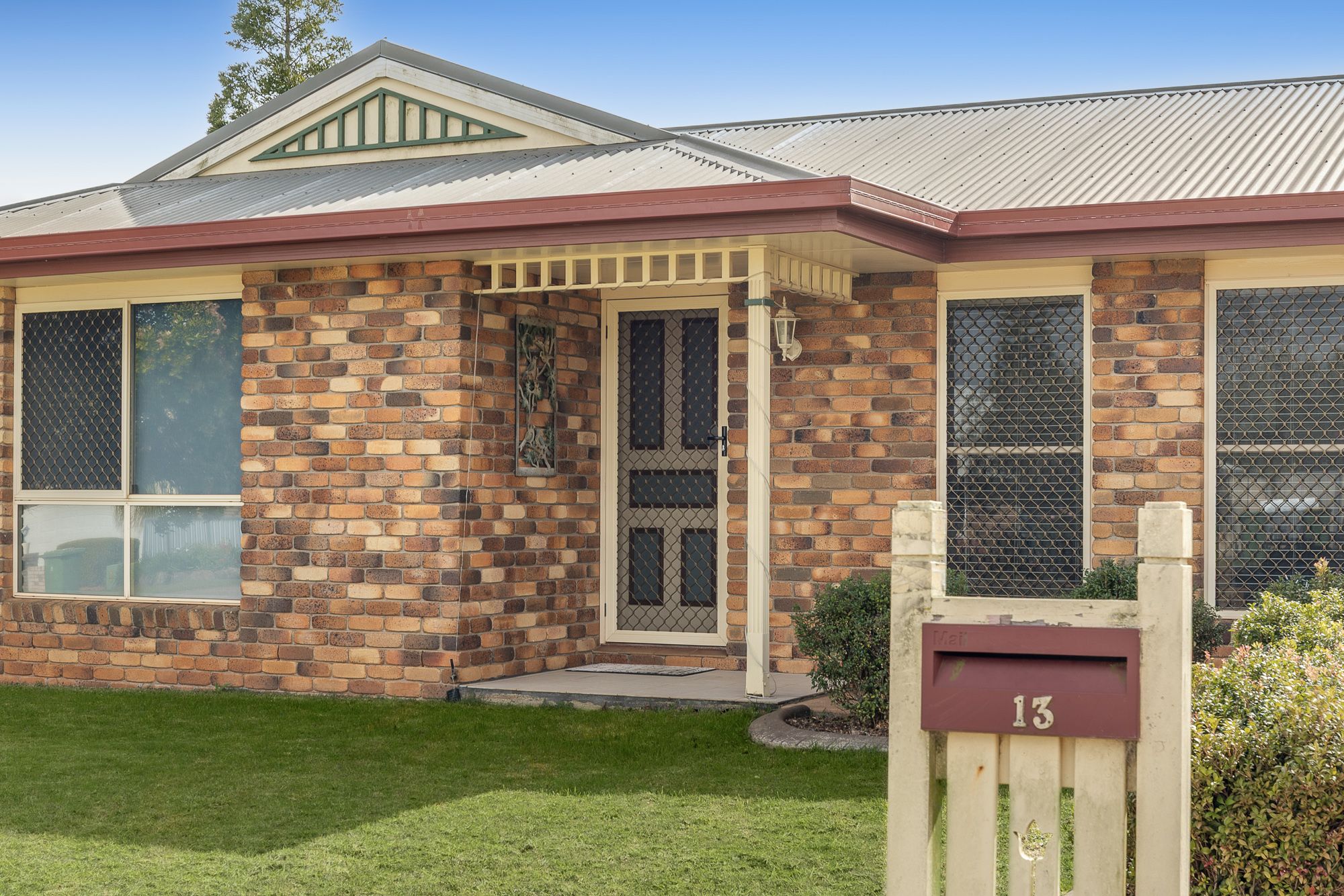 13 Strathconan Drive, Glenvale, QLD 4350