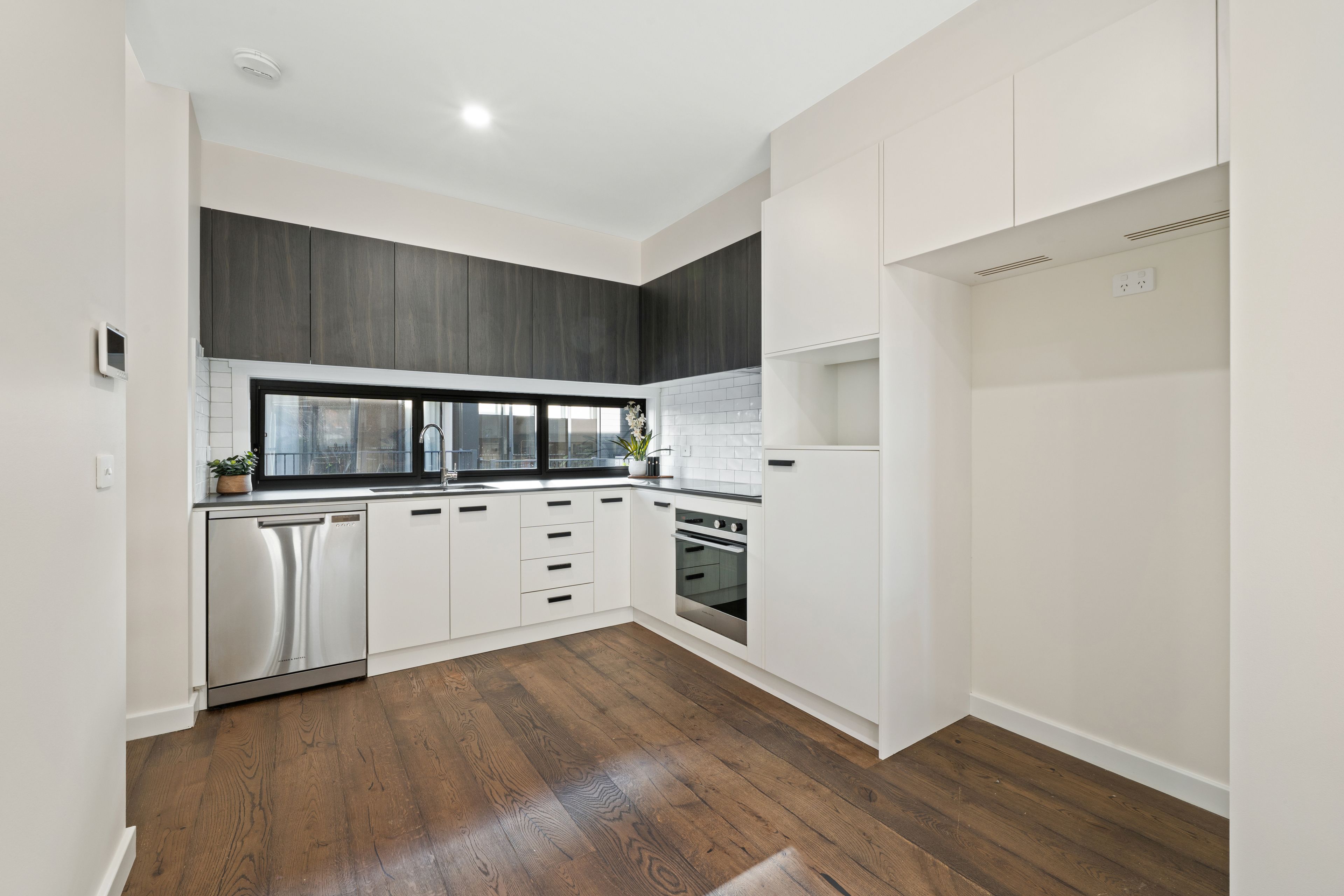 13/39 Majura Avenue — photo 7 of 19