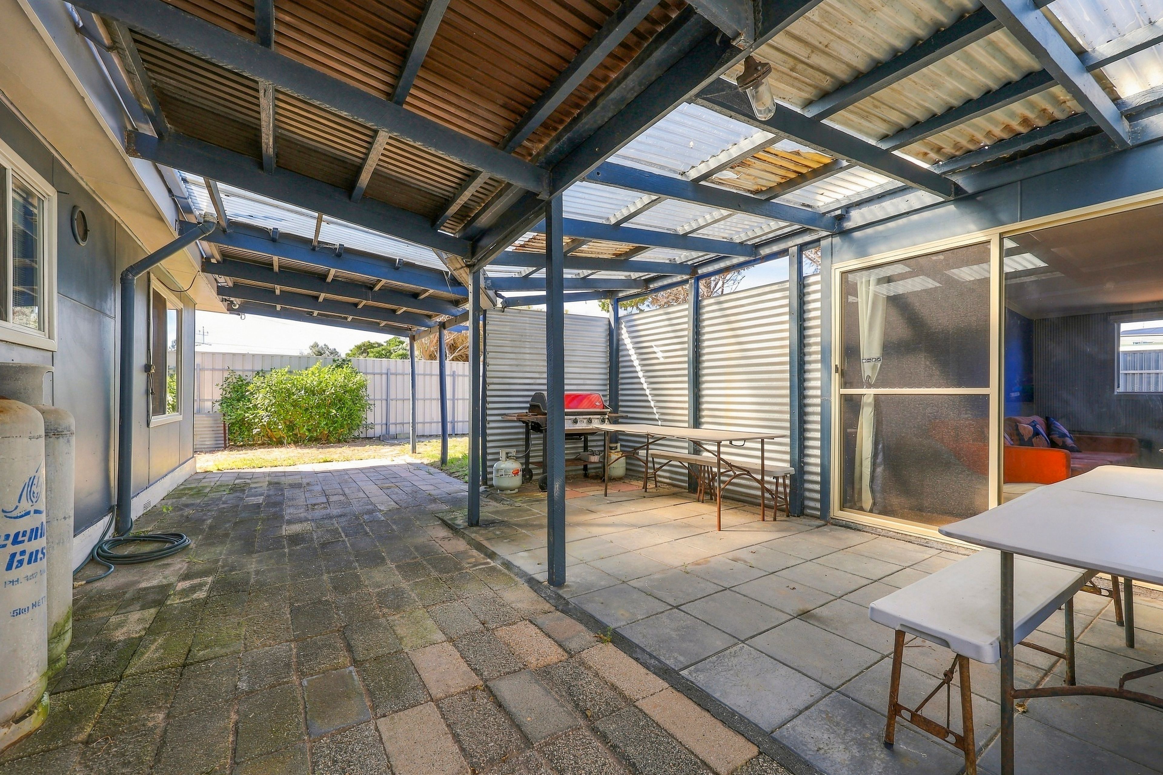 8 Dent Street — photo 12 of 24