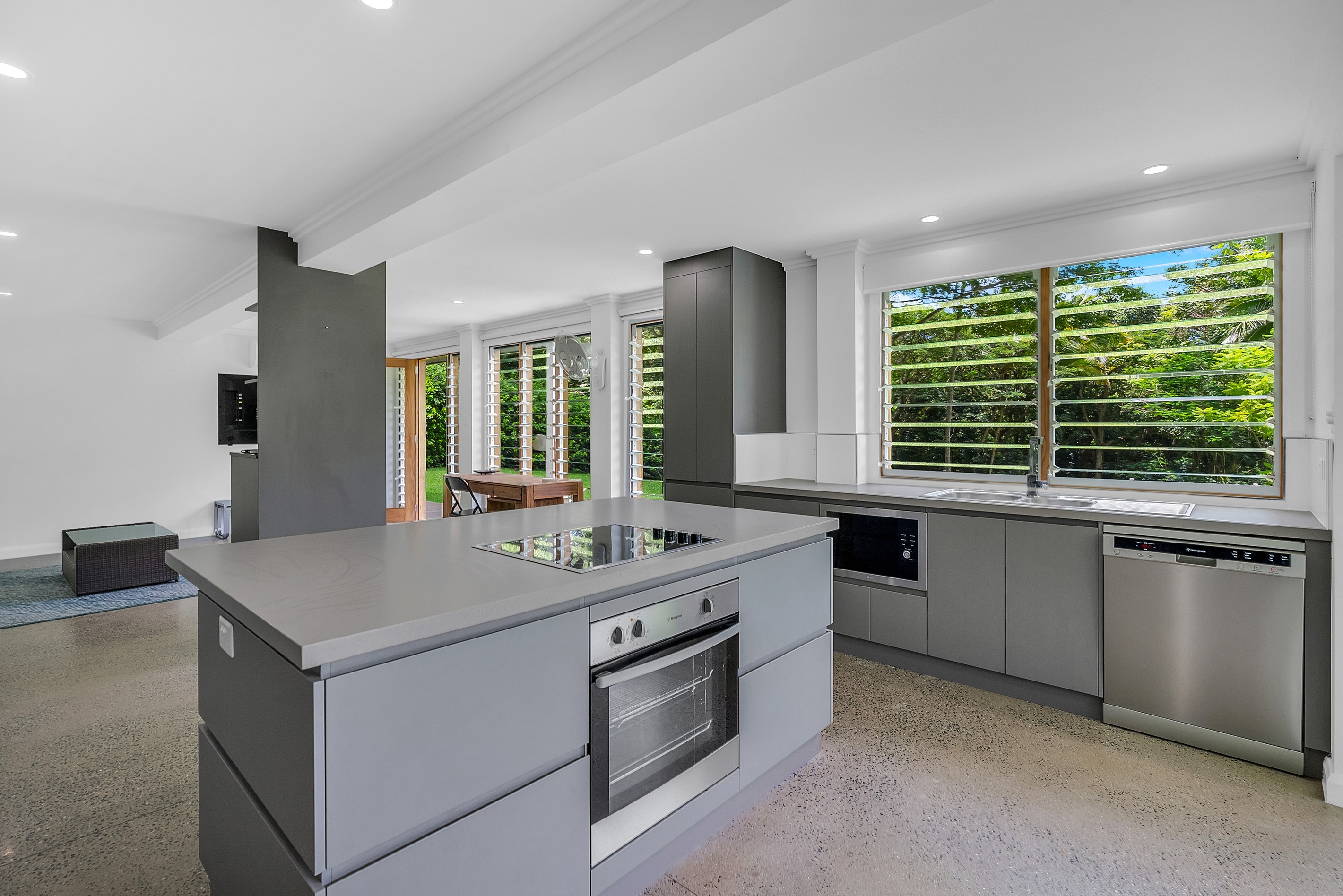 111A Hillview Crescent, Whitfield, QLD 4870