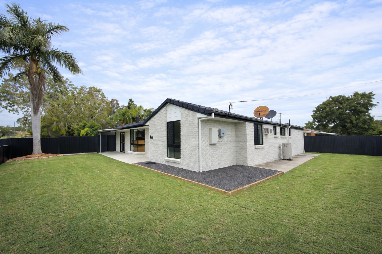 40 Henty Drive, Redbank Plains, QLD 4301