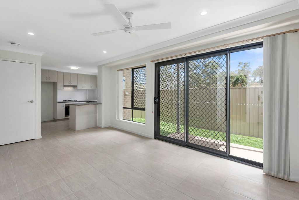 Units 1 & 2/11 Lexi Street, Glenvale, QLD 4350