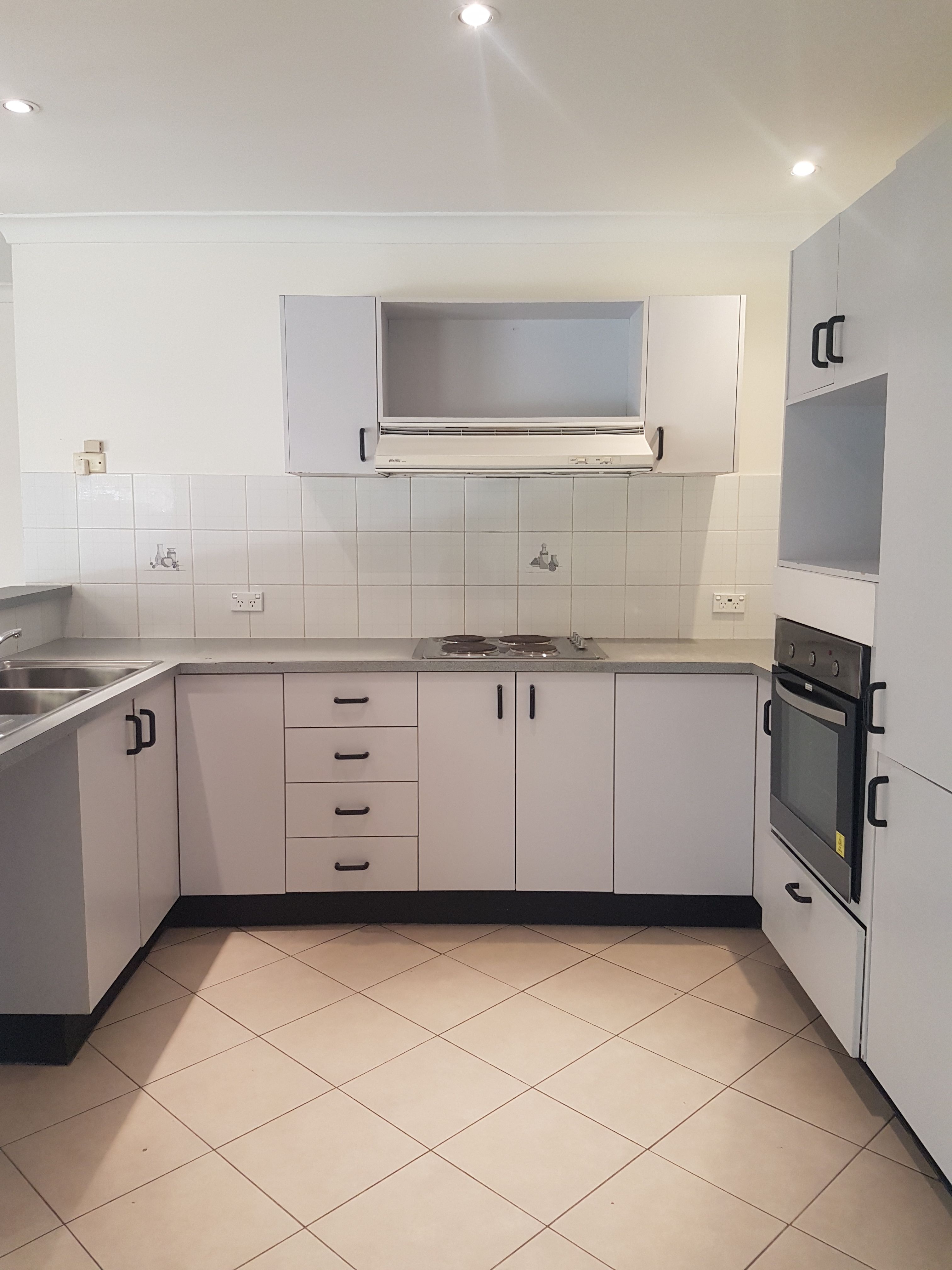60 Romeo Crescent, Rosemeadow, NSW 2560