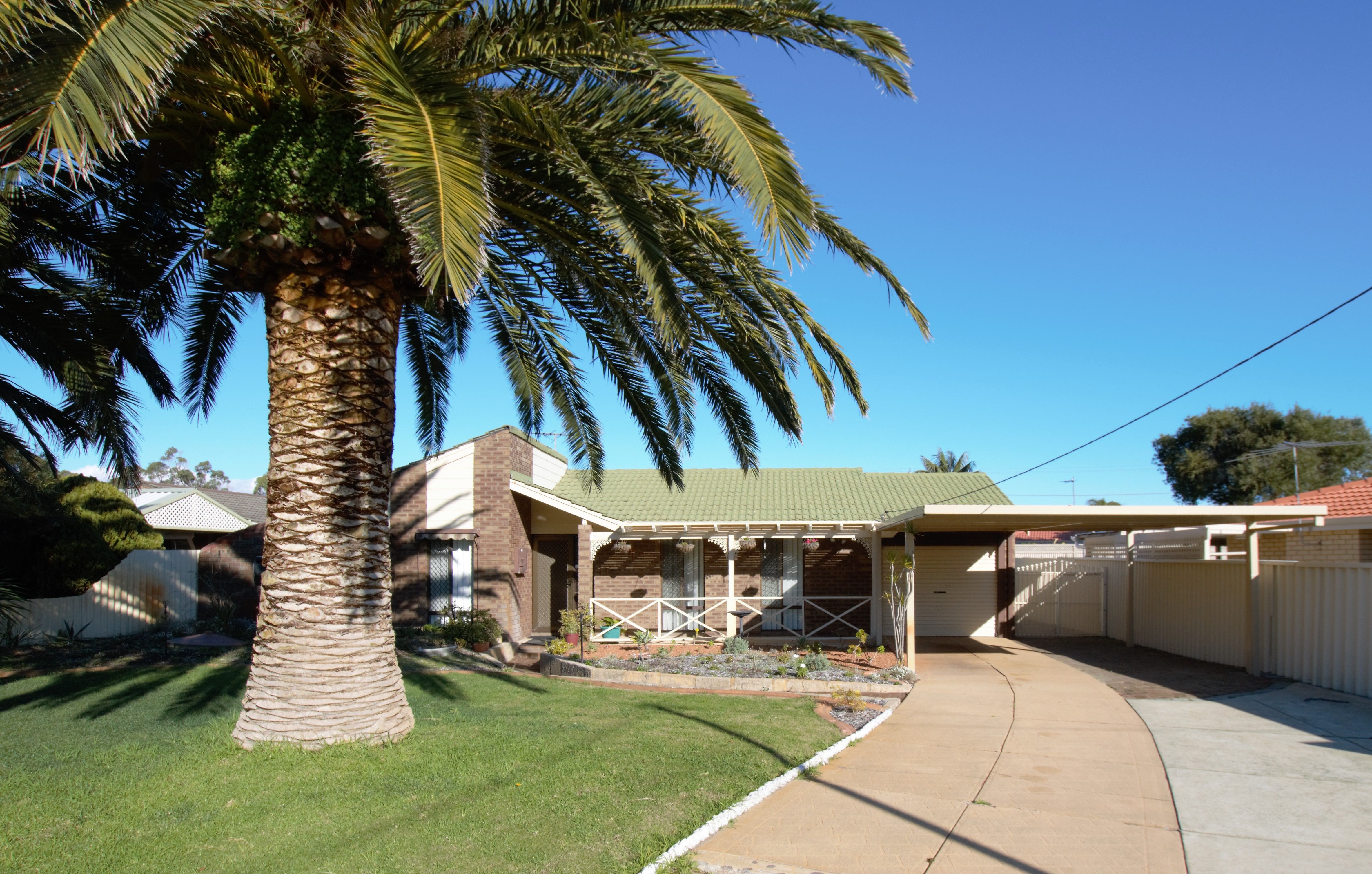 8 Chidley Place, Rockingham, WA 6168