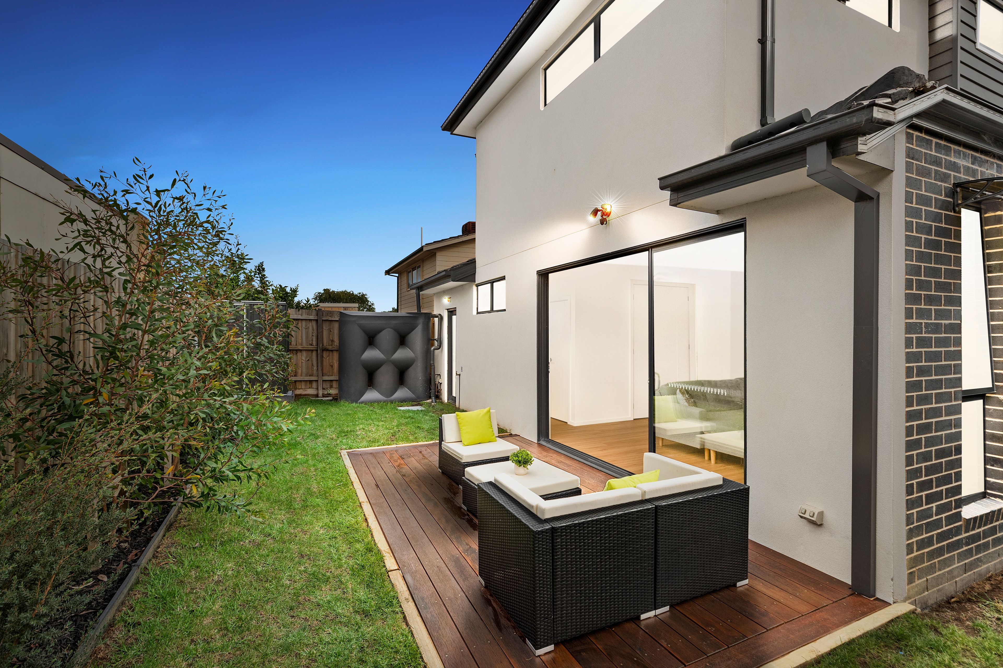28 Metcalf Crescent, Rowville, VIC 3178