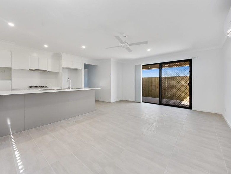 7 Nerang Road, South Ripley, QLD 4306