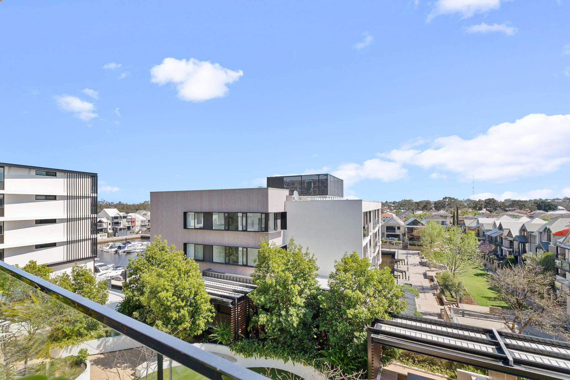 80/16 Marina Drive — photo 14 of 26