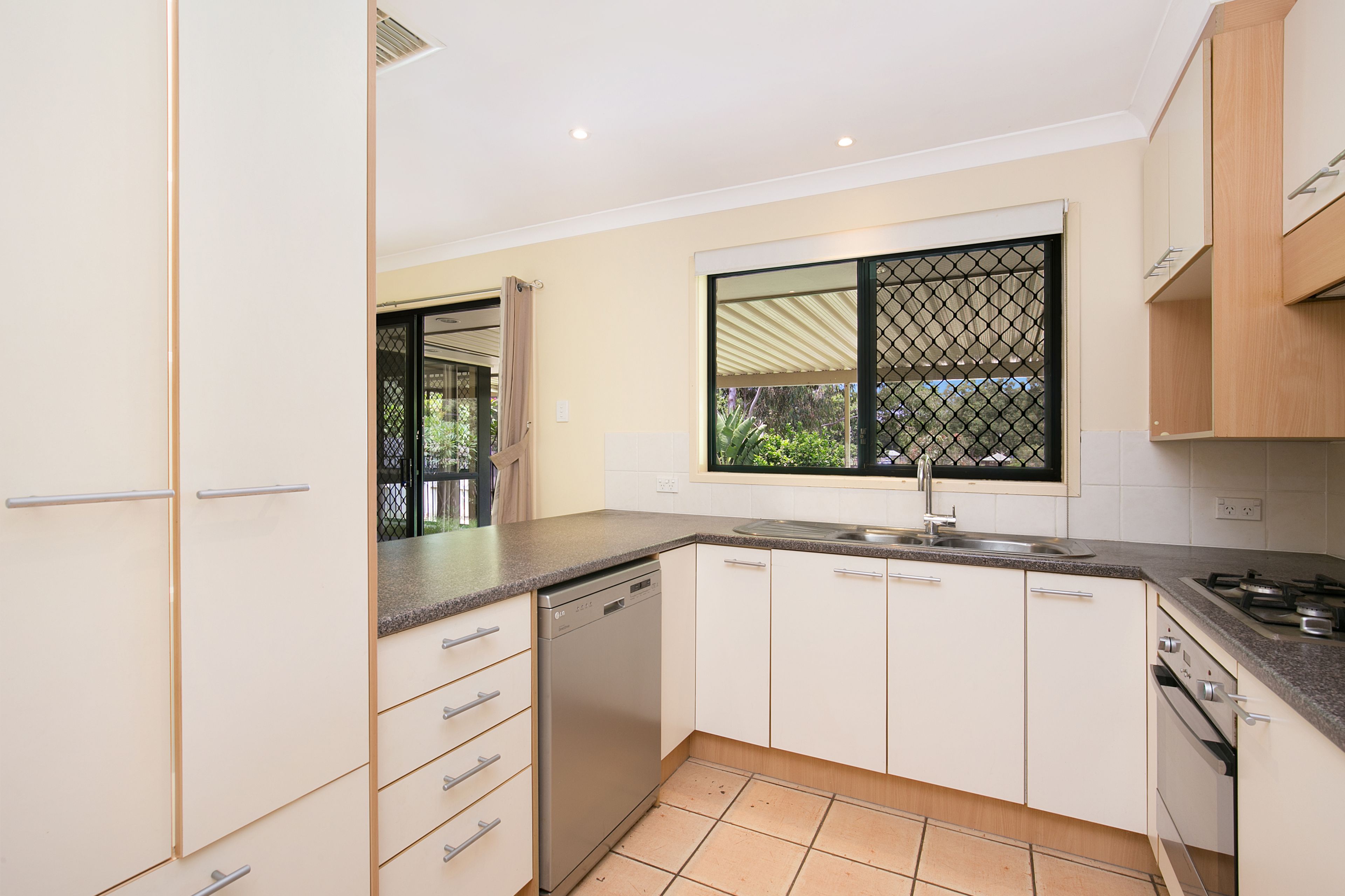 5 Freycinet Court, Loganholme, QLD 4129