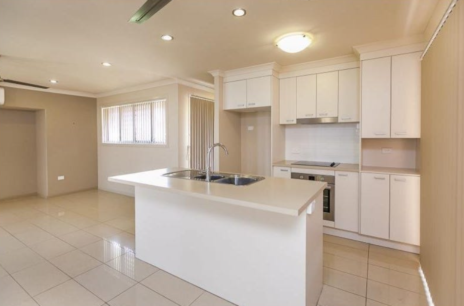 1 Cunningham Court, Gracemere, QLD 4702