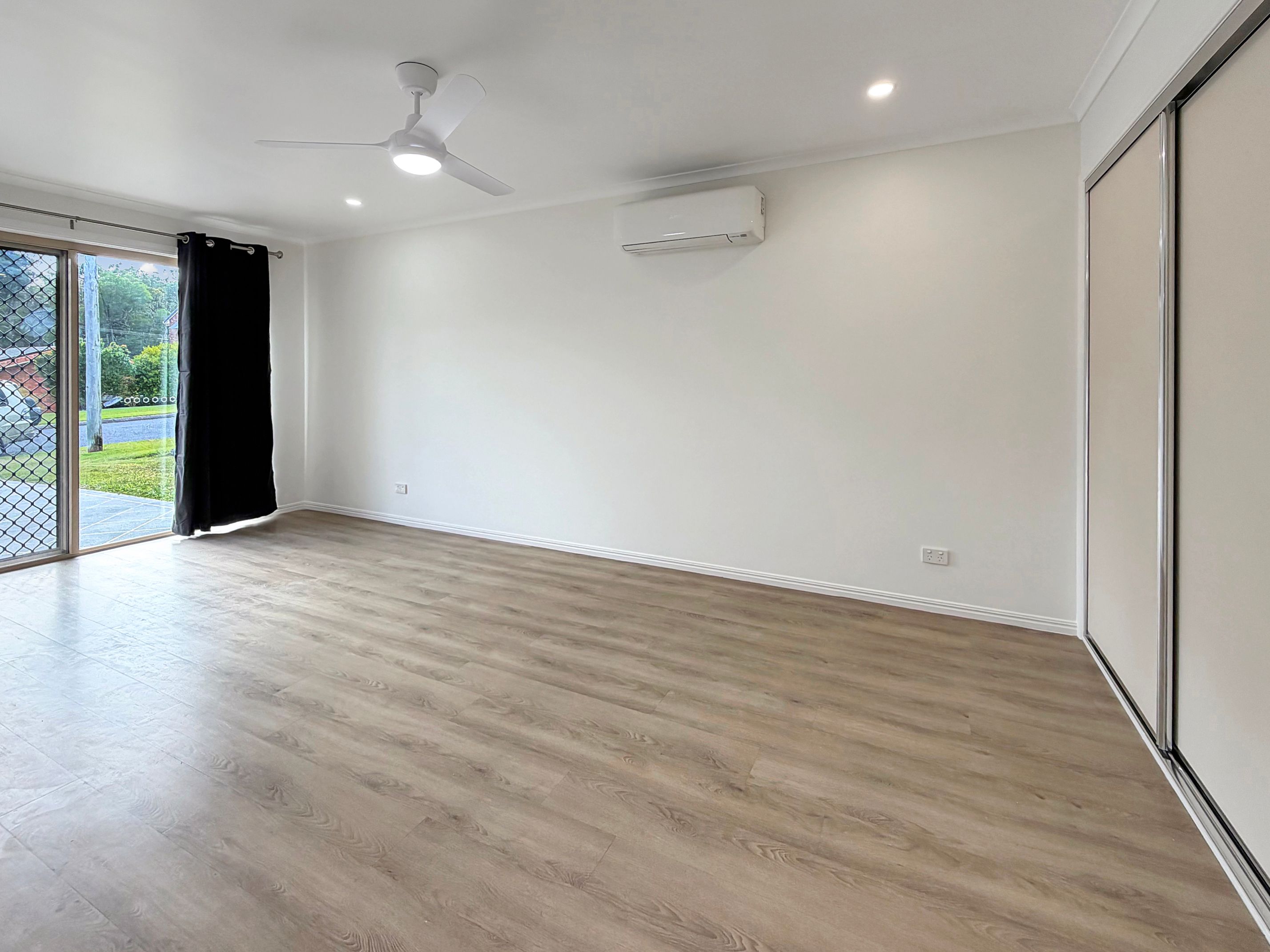 9 Carmen Close — photo 8 of 14