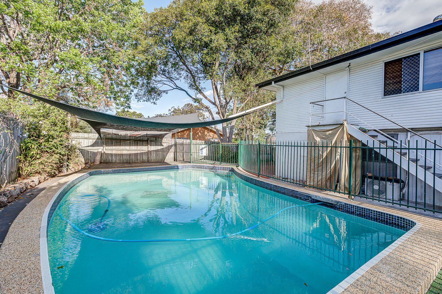 6 Paradise Road, Slacks Creek, QLD 4127