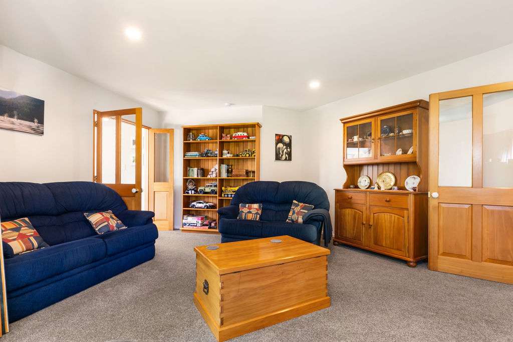 82A Withells Road photo 18