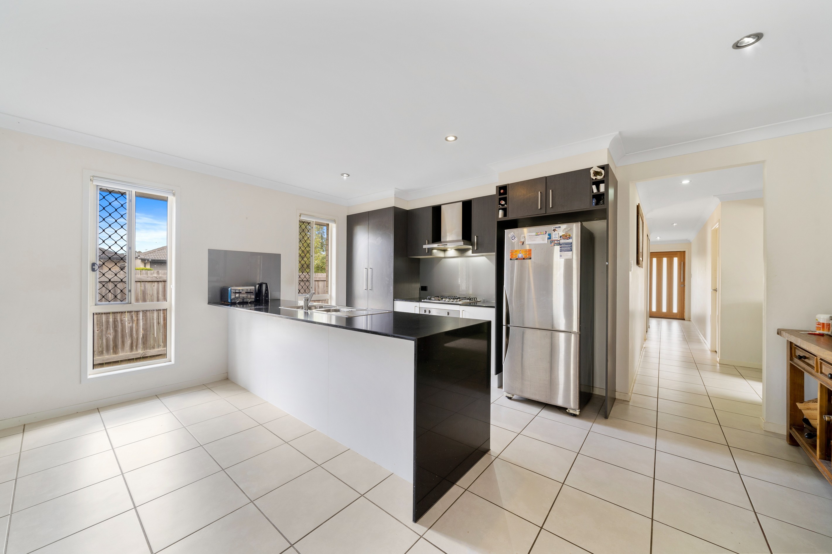 1 Moonstone Lane, Logan Reserve, QLD 4133